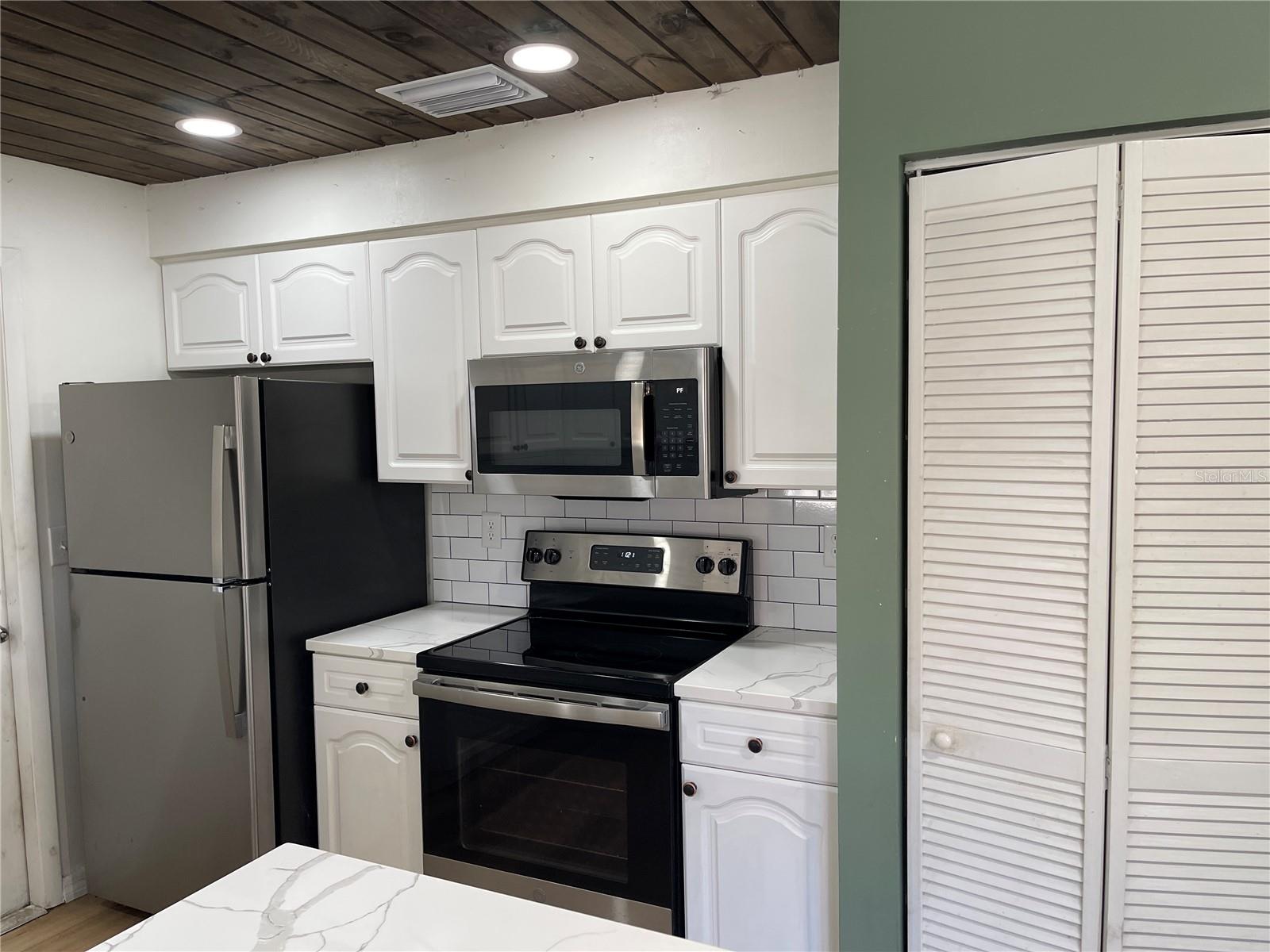 13039 124TH AVE, LARGO, FL, 33774