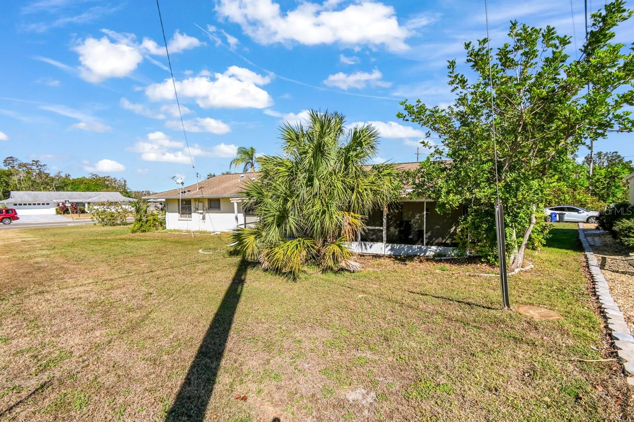 1618 CHERRY HILLS DR, SUN CITY CENTER, FL, 33573