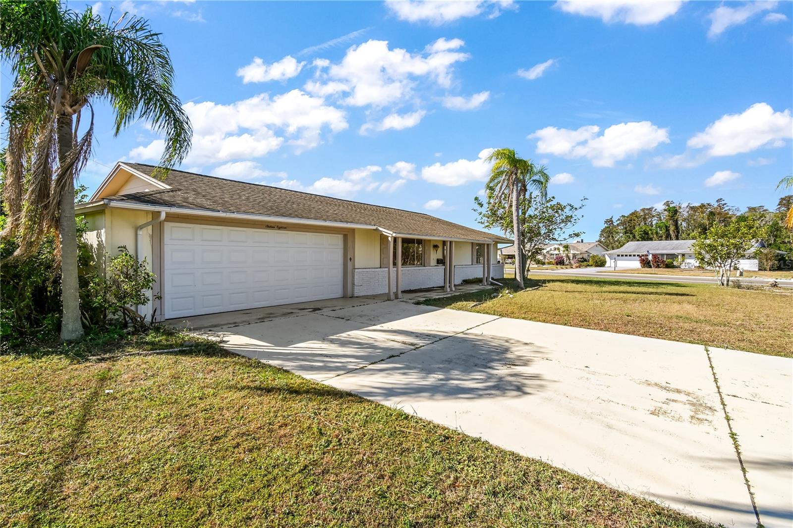 1618 CHERRY HILLS DR, SUN CITY CENTER, FL, 33573