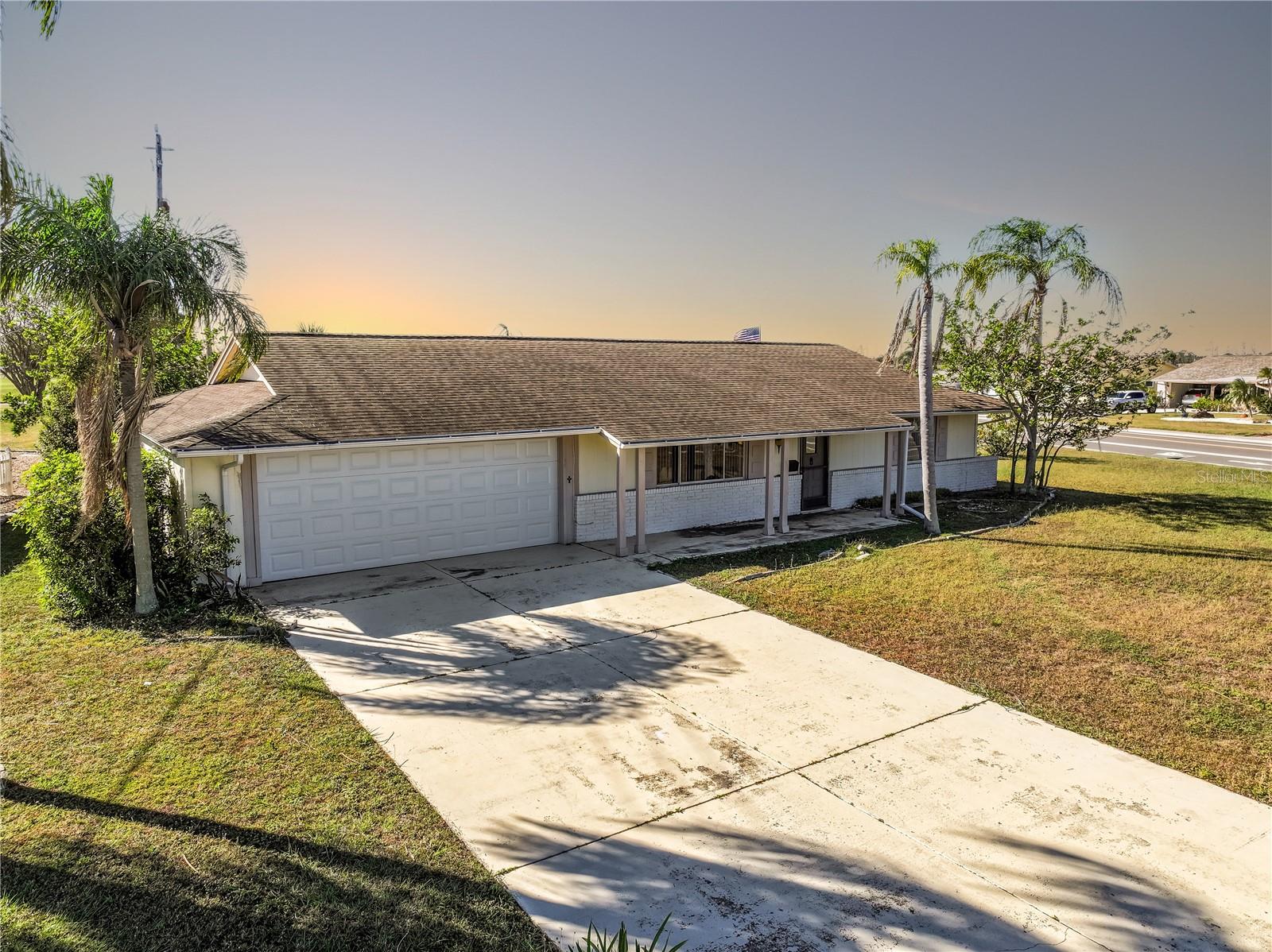 1618 CHERRY HILLS DR, SUN CITY CENTER, FL, 33573