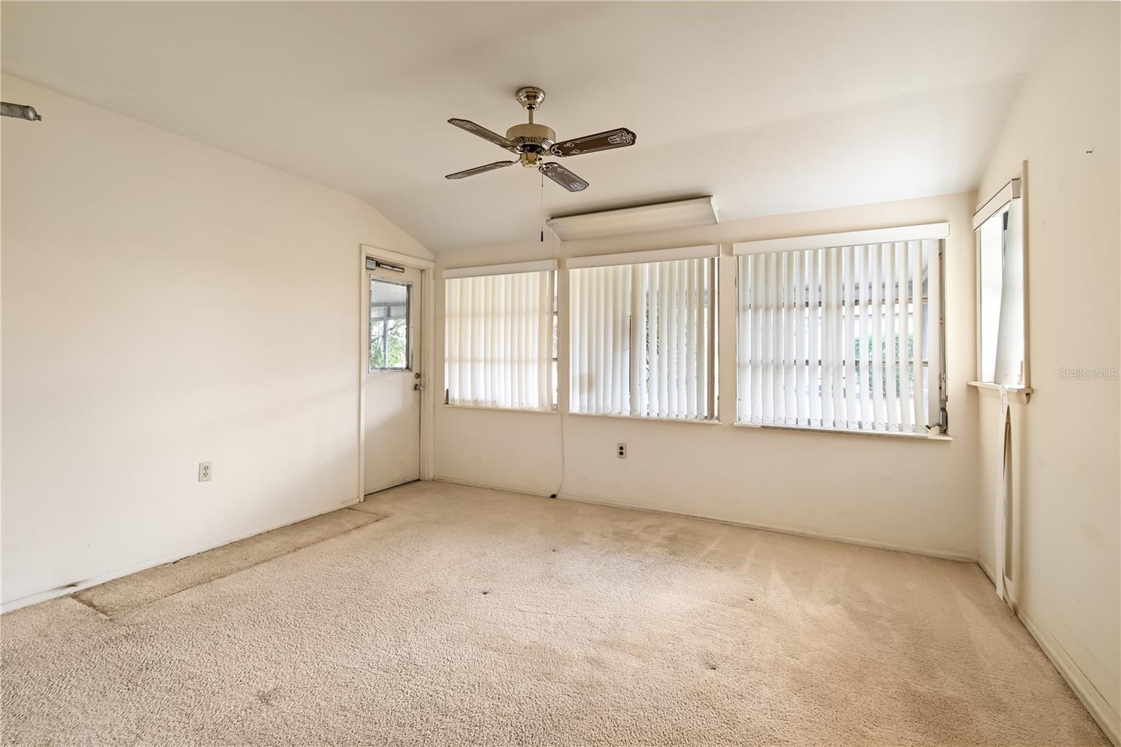 1618 CHERRY HILLS DR, SUN CITY CENTER, FL, 33573