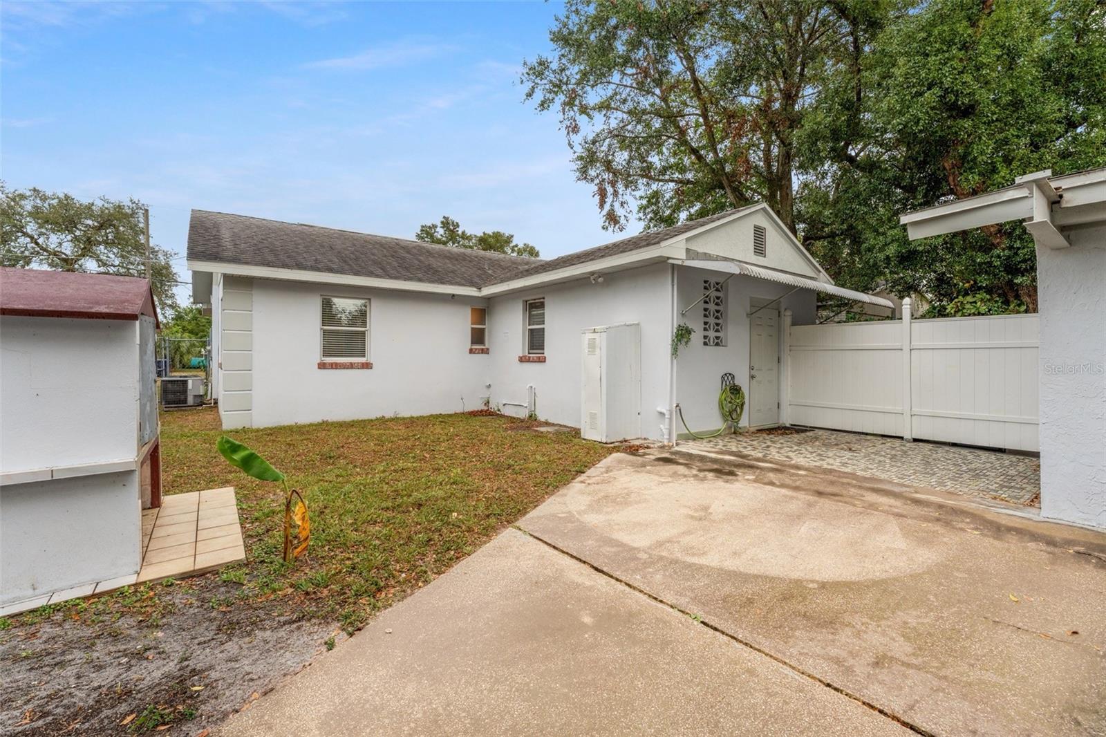 1303 E FRIERSON AVE, TAMPA, FL, 33603