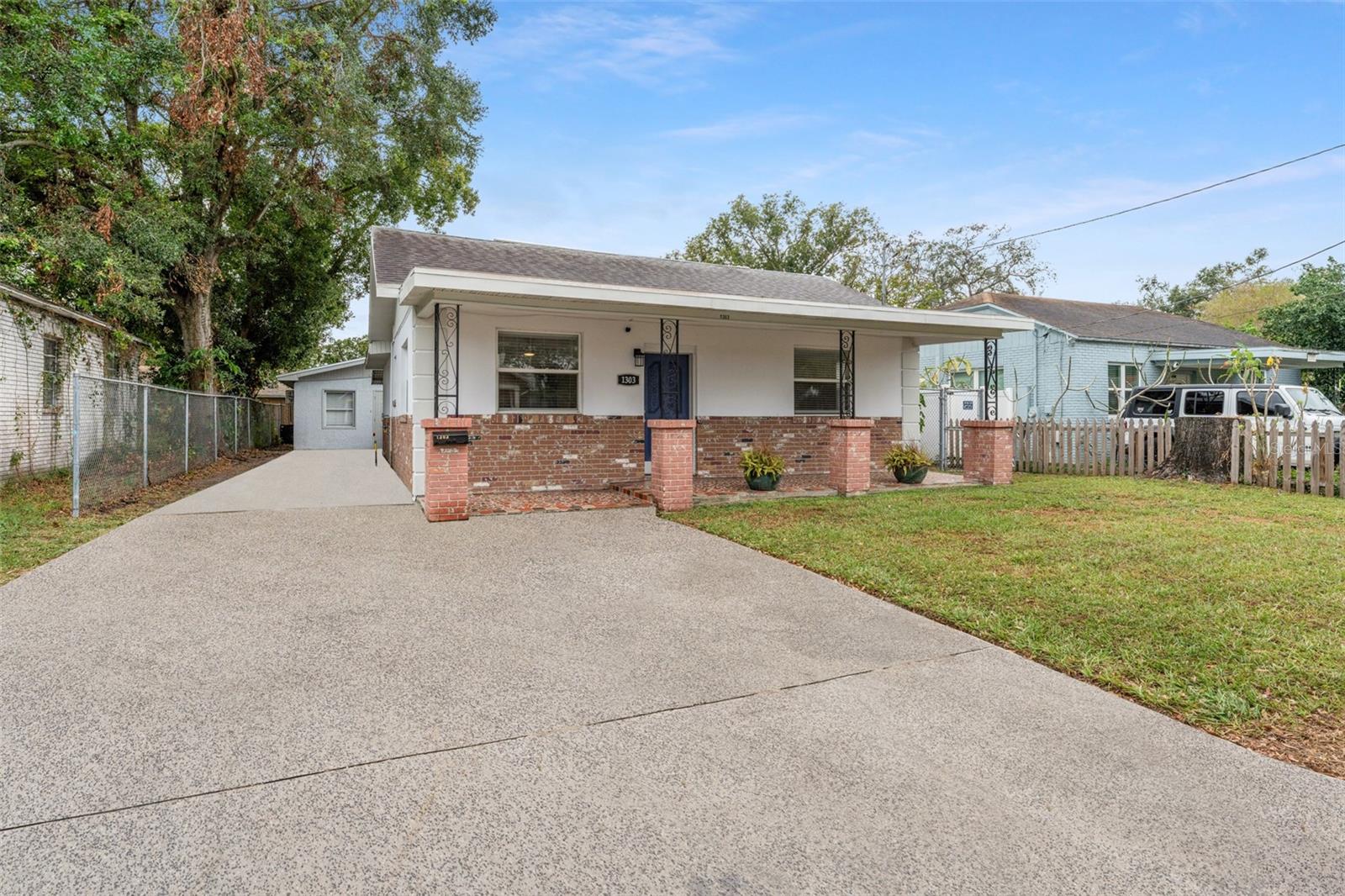 1303 E FRIERSON AVE, TAMPA, FL, 33603