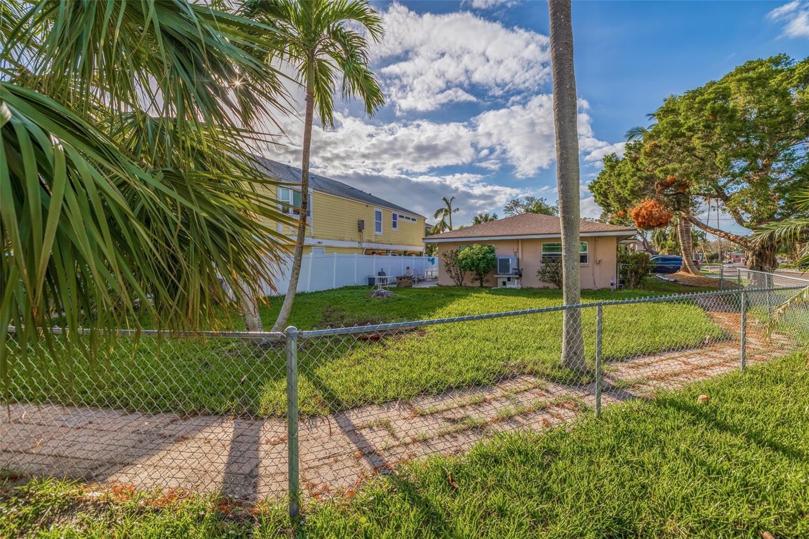 405 16TH AVE, INDIAN ROCKS BEACH, FL, 33785