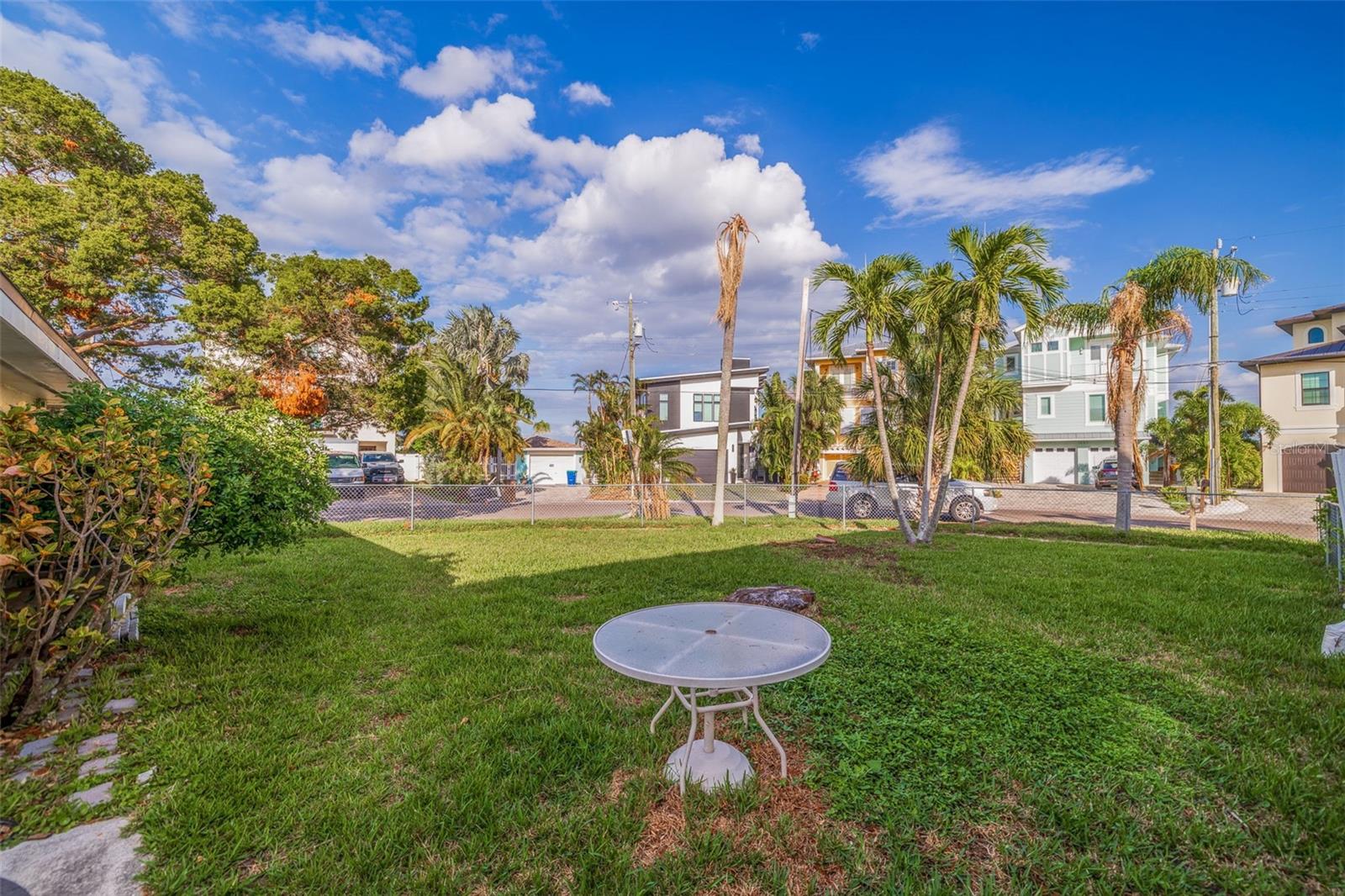 405 16TH AVE, INDIAN ROCKS BEACH, FL, 33785