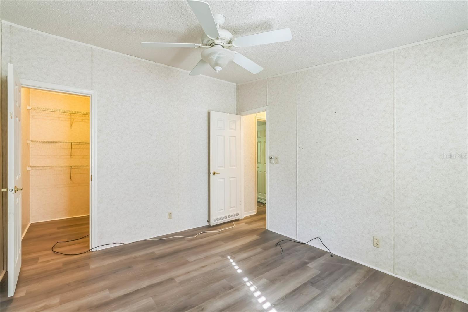 3590 PEANUT RD, COTTONDALE, FL, 32431