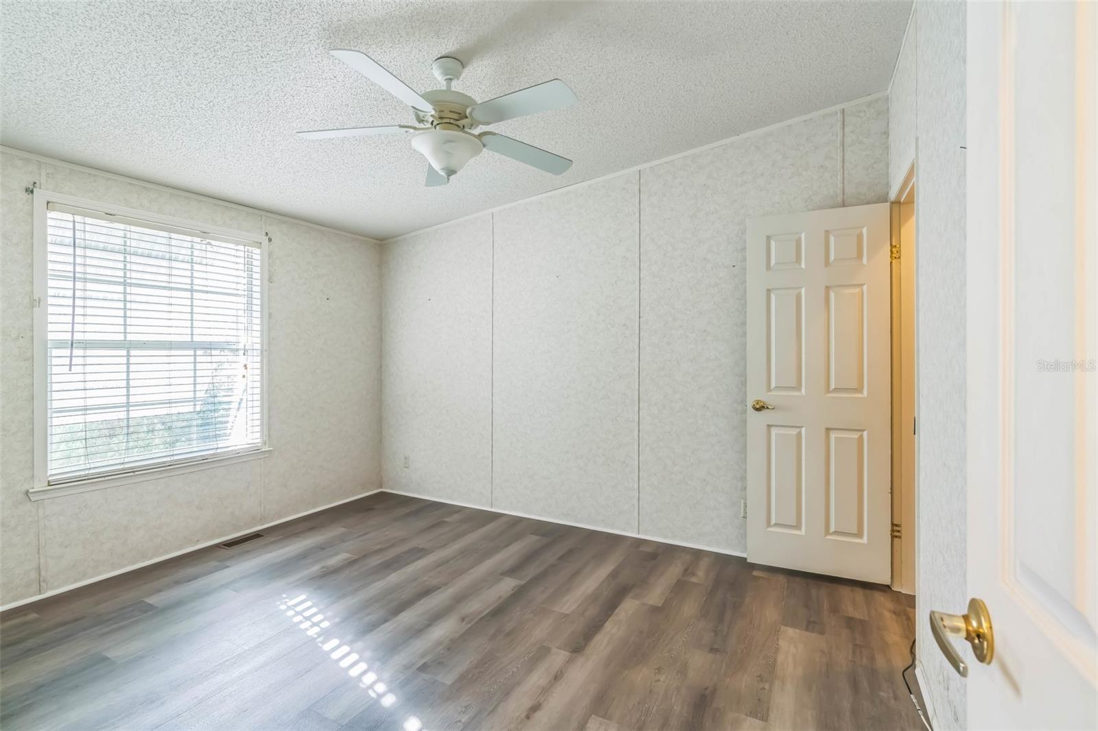 3590 PEANUT RD, COTTONDALE, FL, 32431