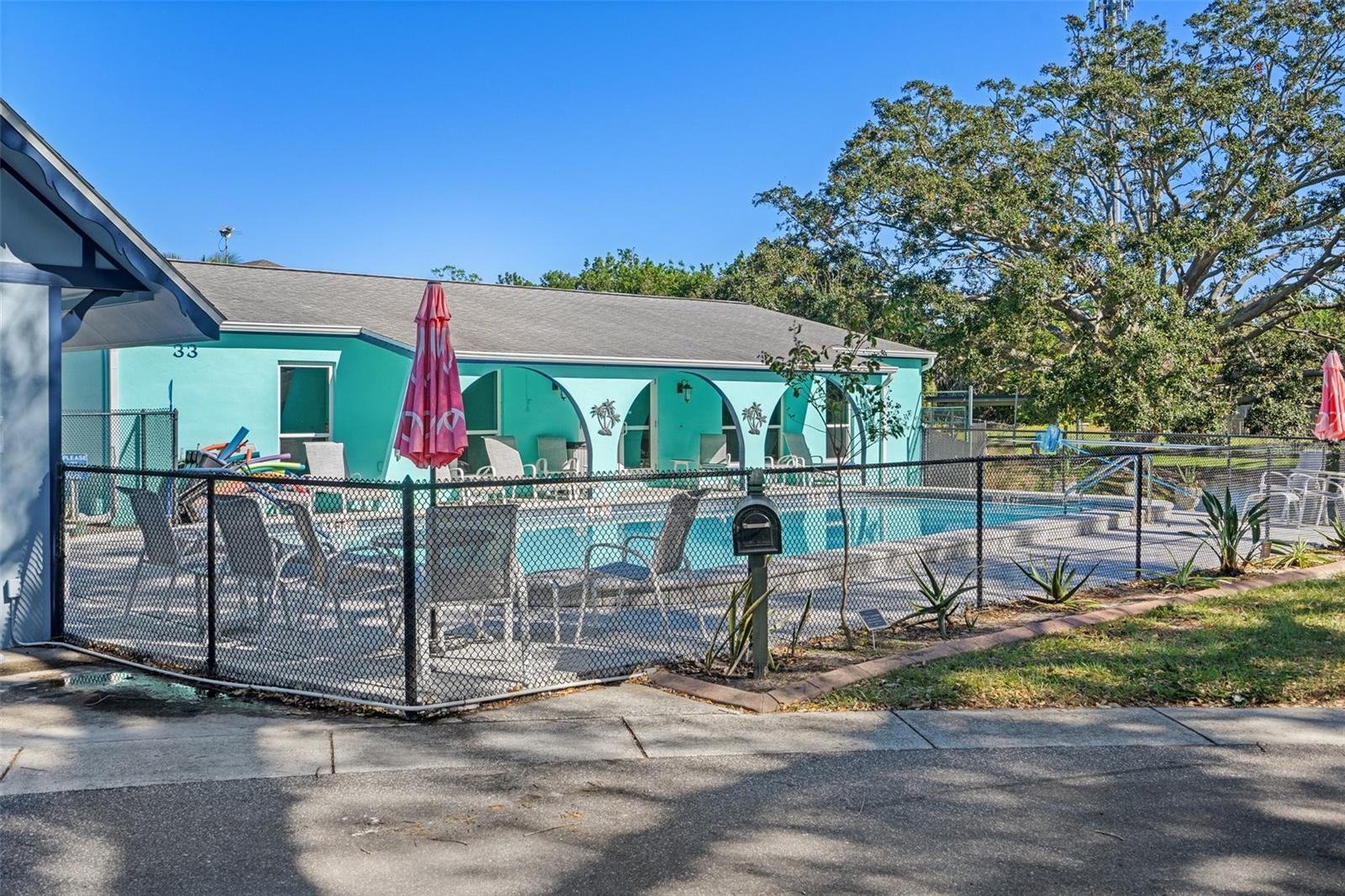 1002 IBIS CT, DUNEDIN, FL, 34698