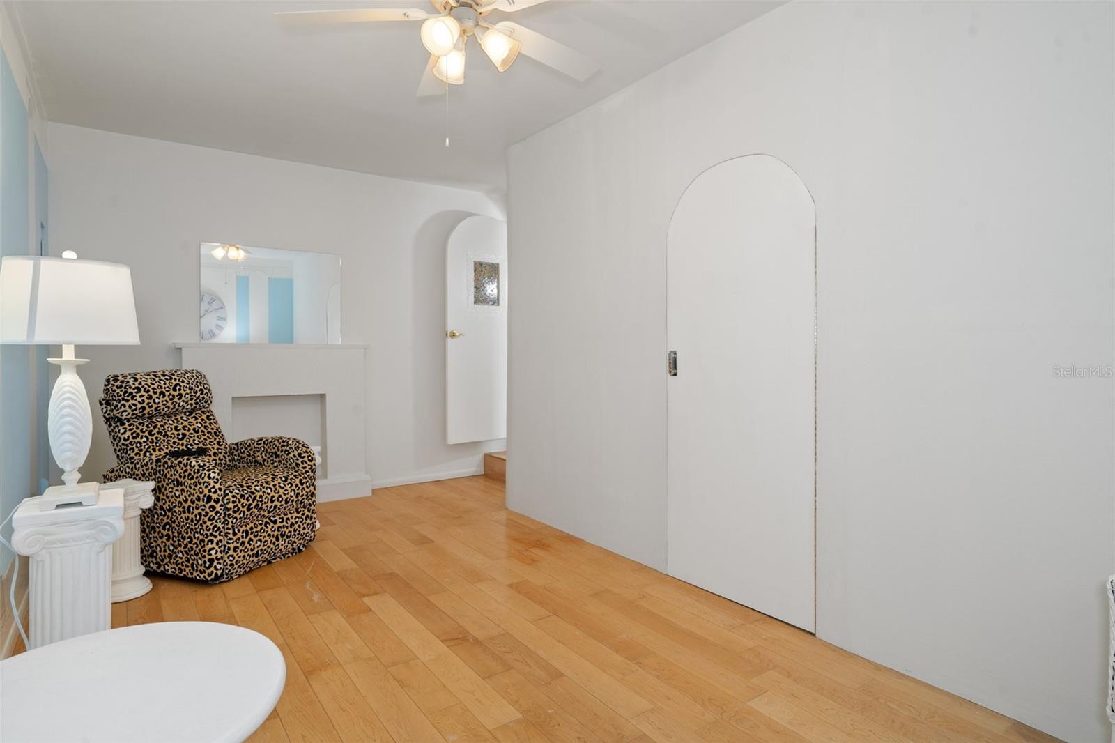 1002 IBIS CT, DUNEDIN, FL, 34698