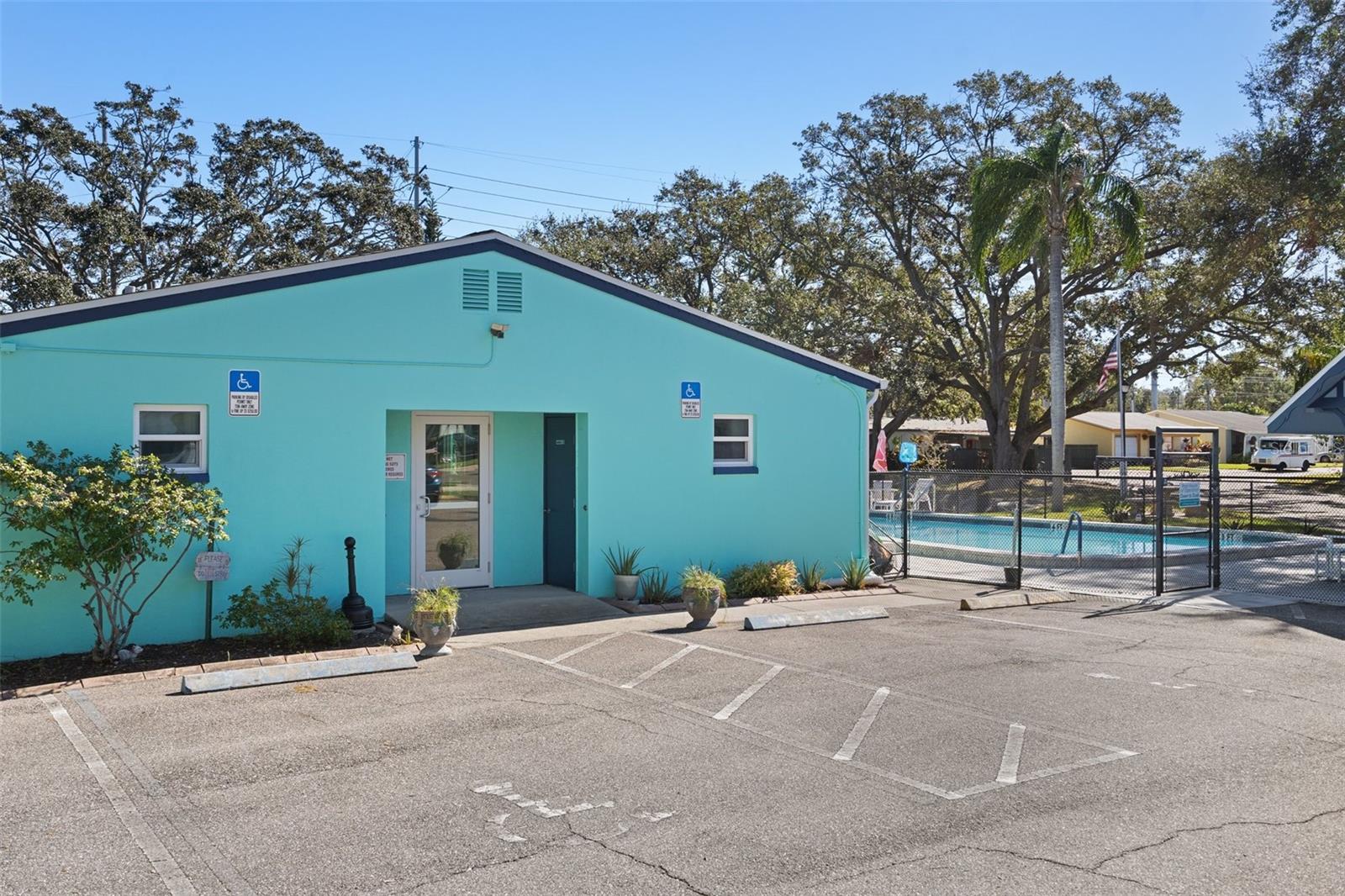 1002 IBIS CT, DUNEDIN, FL, 34698