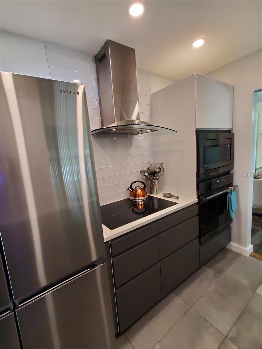 1707 NEW BEDFORD DR, SUN CITY CENTER, FL, 33573