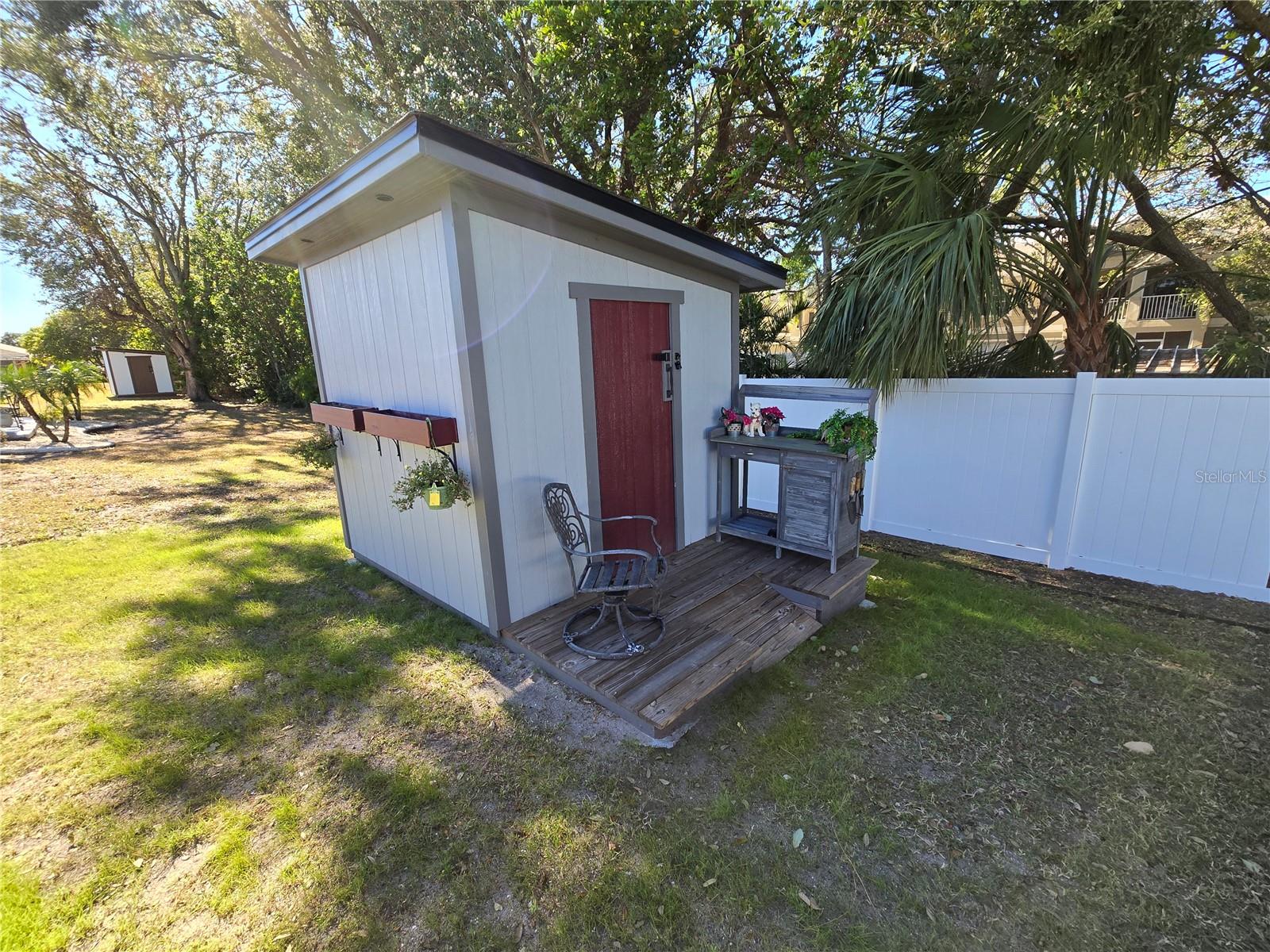 1707 NEW BEDFORD DR, SUN CITY CENTER, FL, 33573