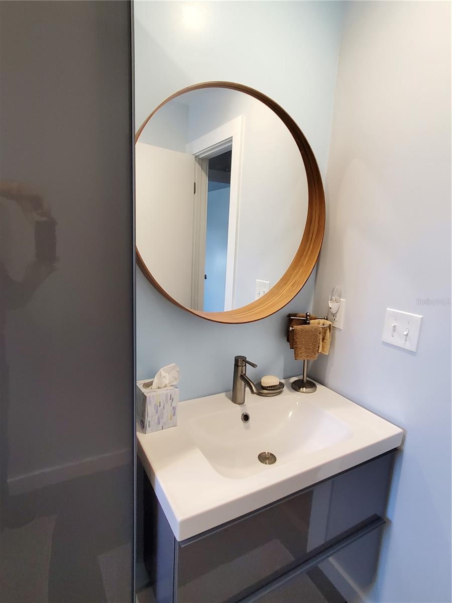 1707 NEW BEDFORD DR, SUN CITY CENTER, FL, 33573