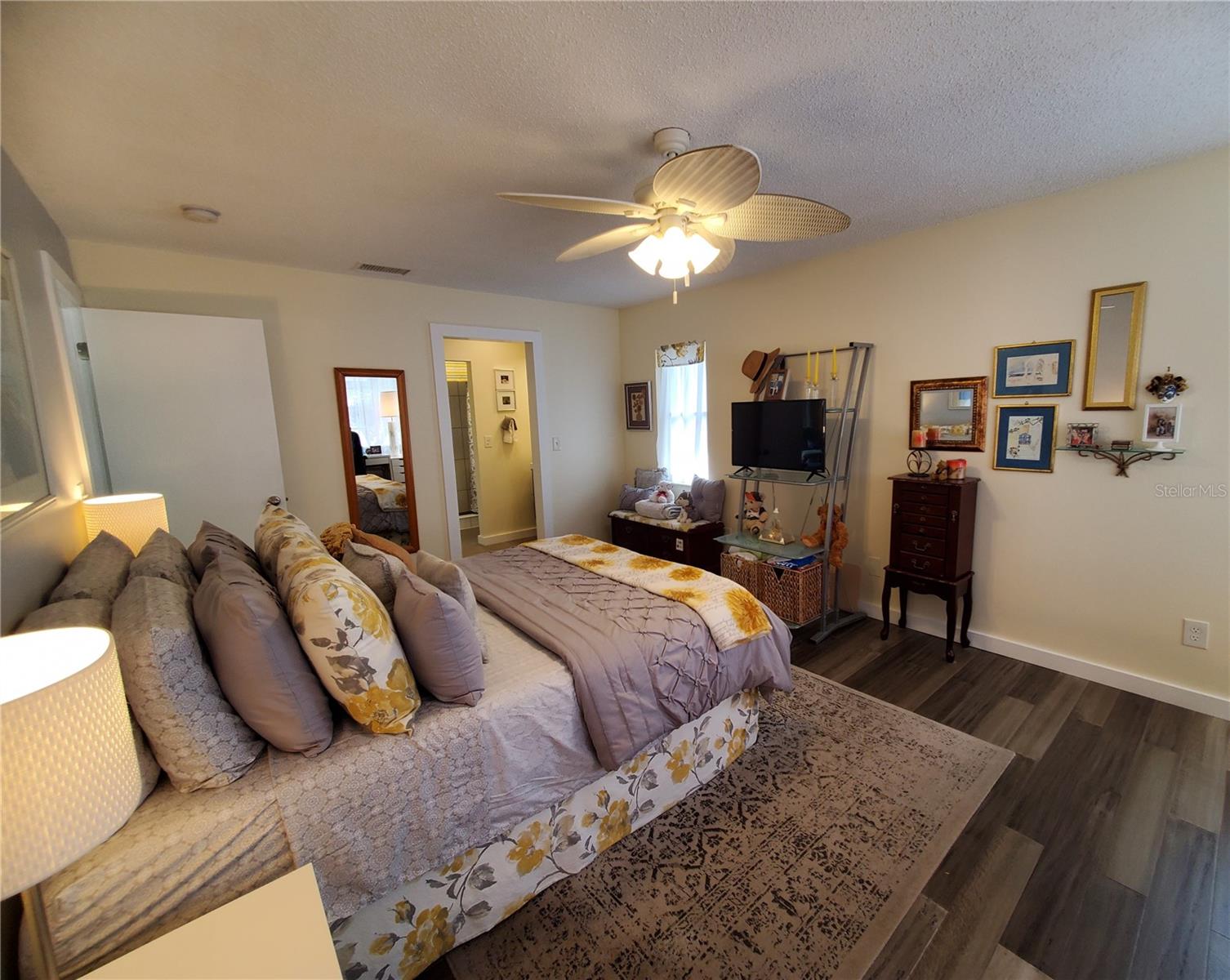1707 NEW BEDFORD DR, SUN CITY CENTER, FL, 33573