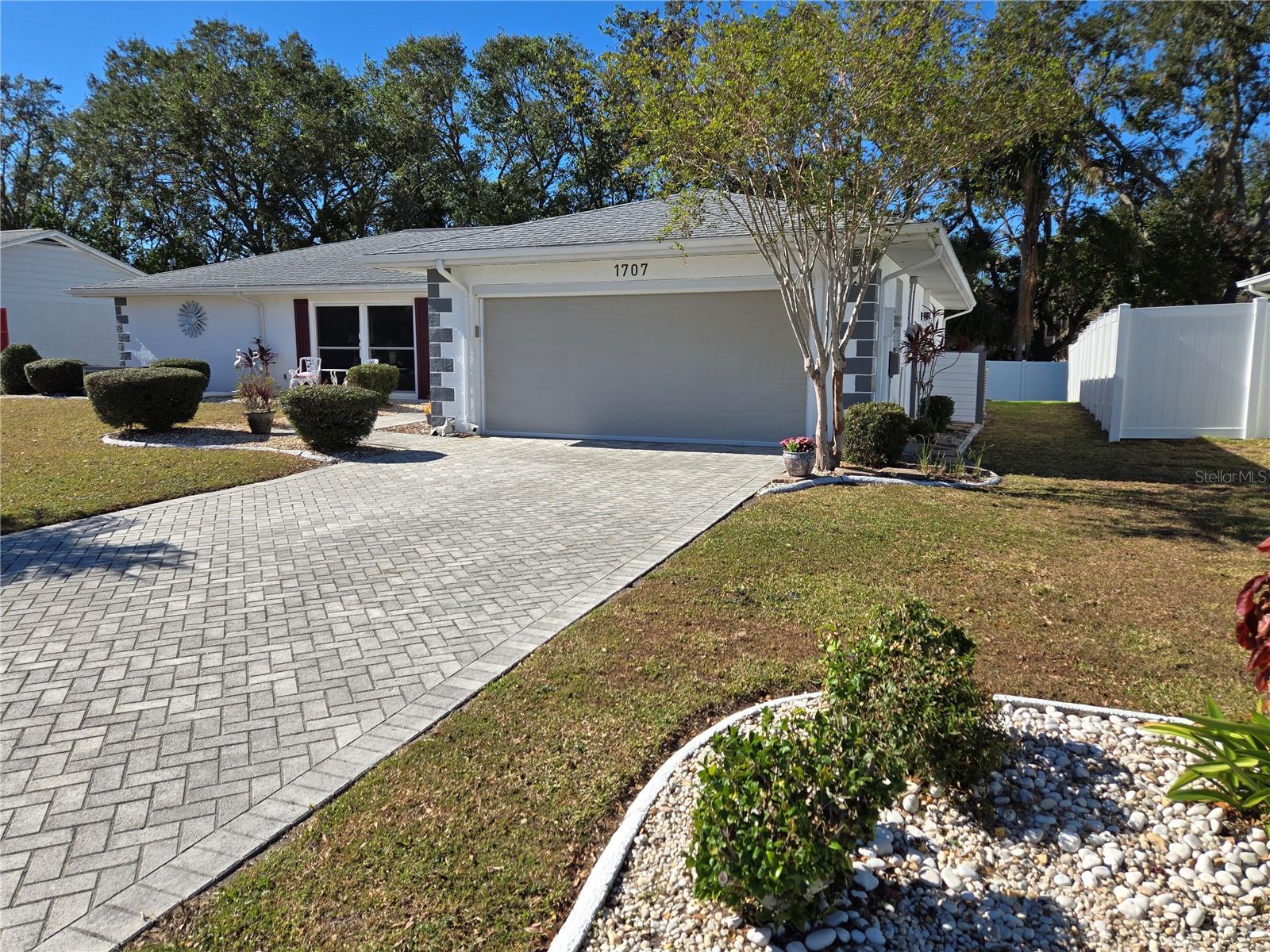 1707 NEW BEDFORD DR, SUN CITY CENTER, FL, 33573