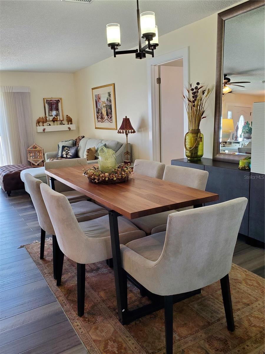 1707 NEW BEDFORD DR, SUN CITY CENTER, FL, 33573