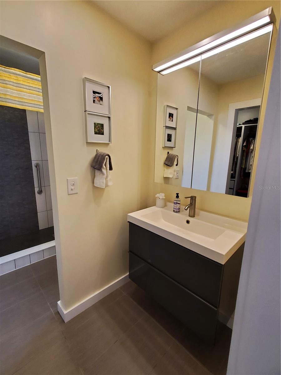 1707 NEW BEDFORD DR, SUN CITY CENTER, FL, 33573
