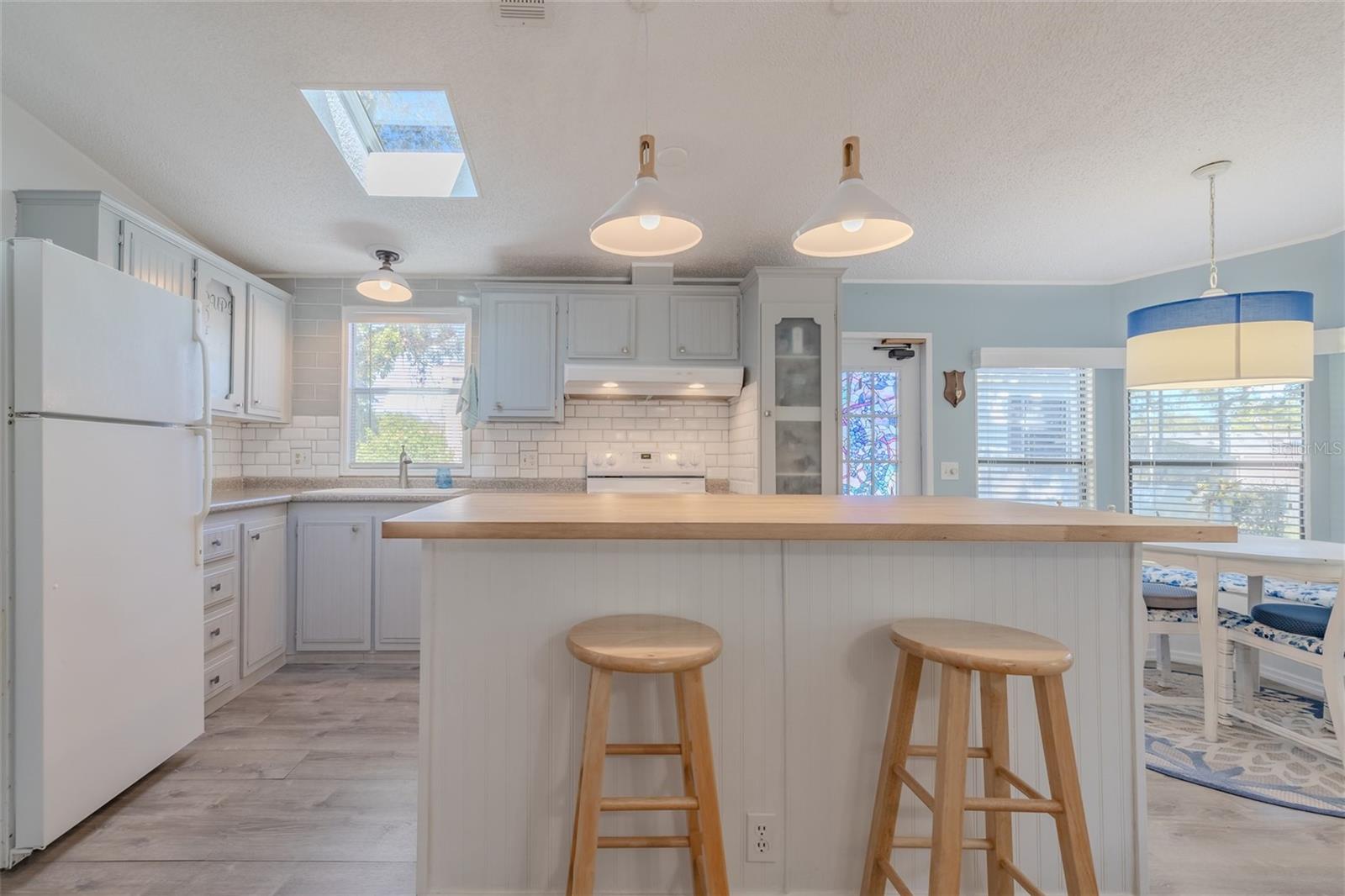 207 SCHOONER AVE, EDGEWATER, FL, 32141