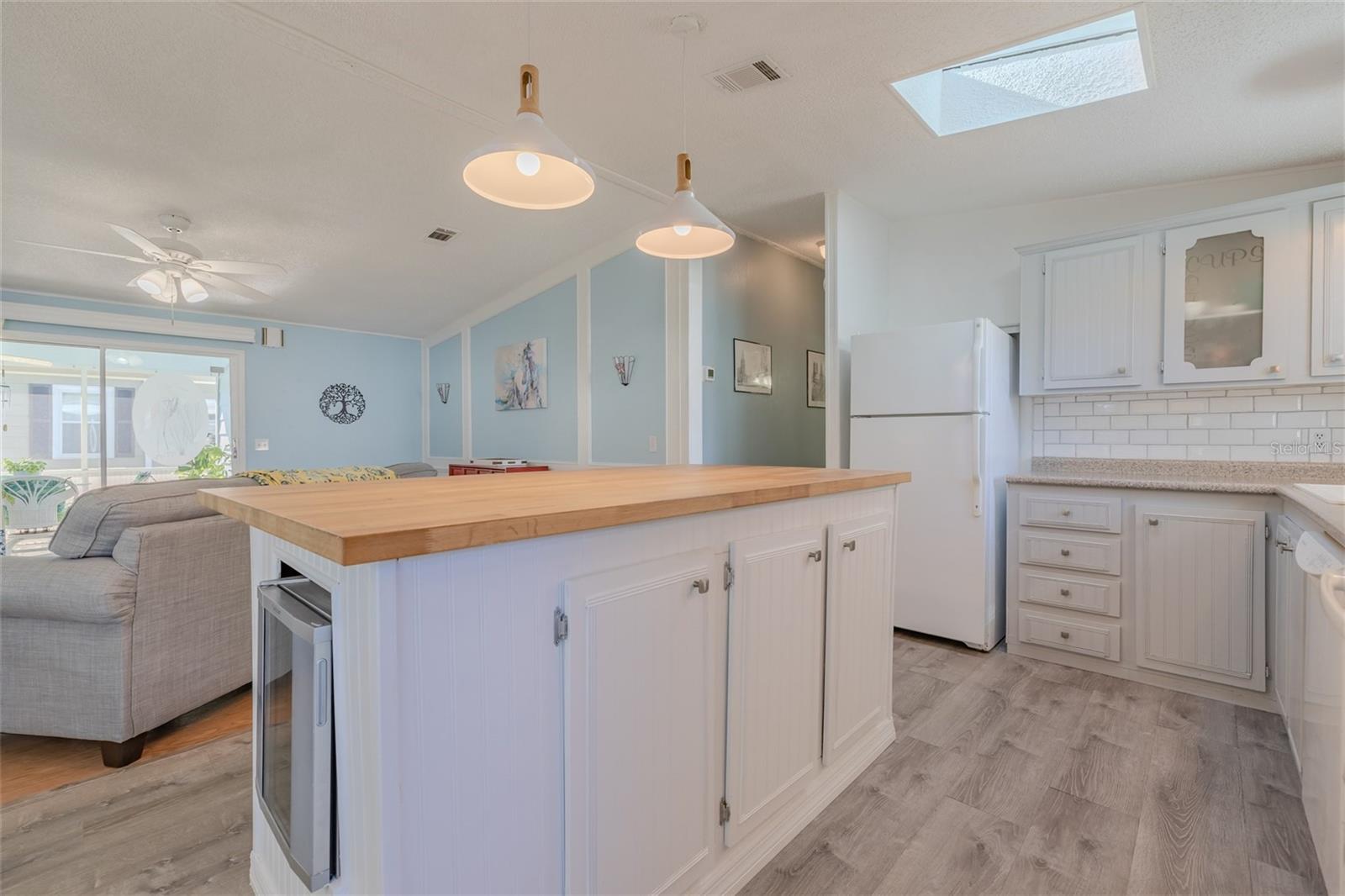 207 SCHOONER AVE, EDGEWATER, FL, 32141