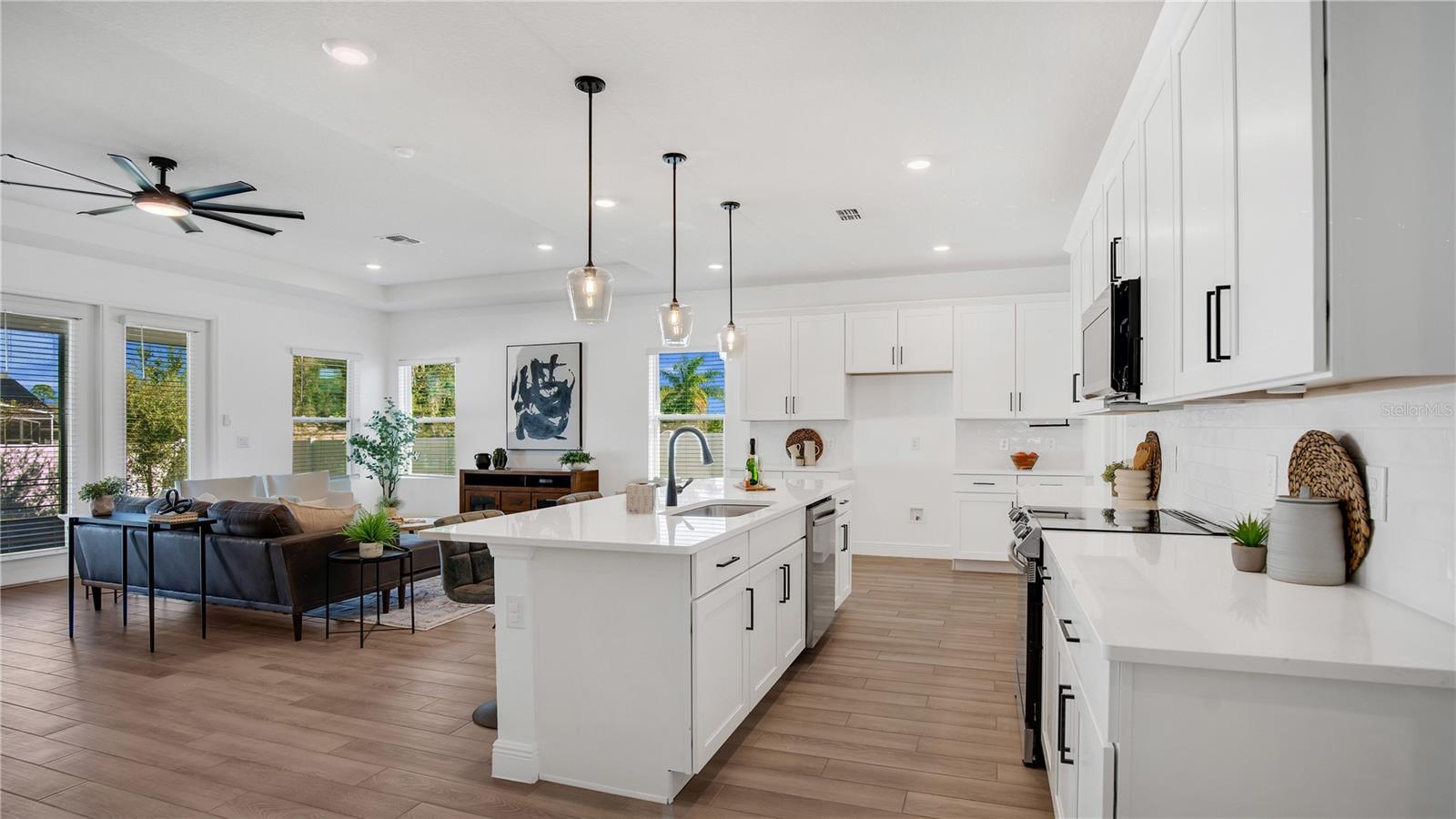 1108 PEARL TREE RD, DELTONA, FL, 32725