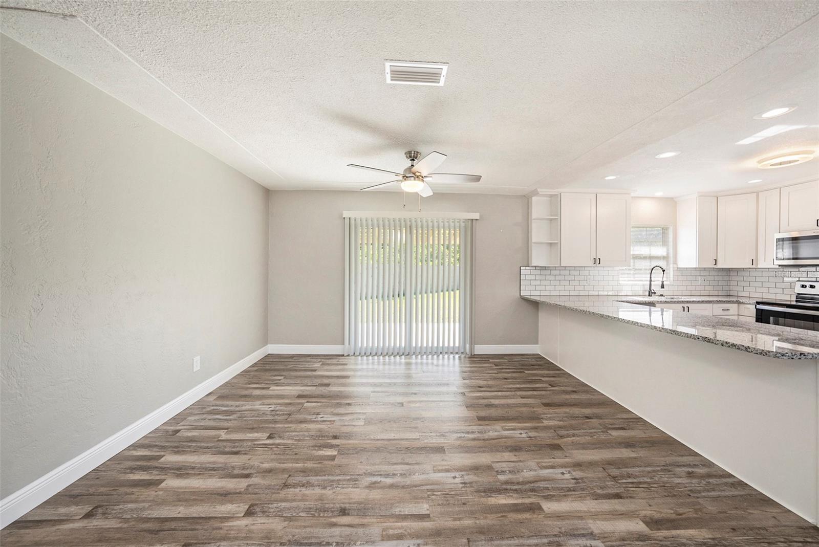 6100 40TH AVE N, ST PETERSBURG, FL, 33709