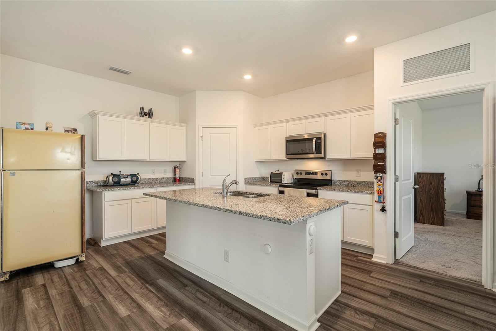 1418 BLUEJACK OAK DR, SEFFNER, FL, 33584