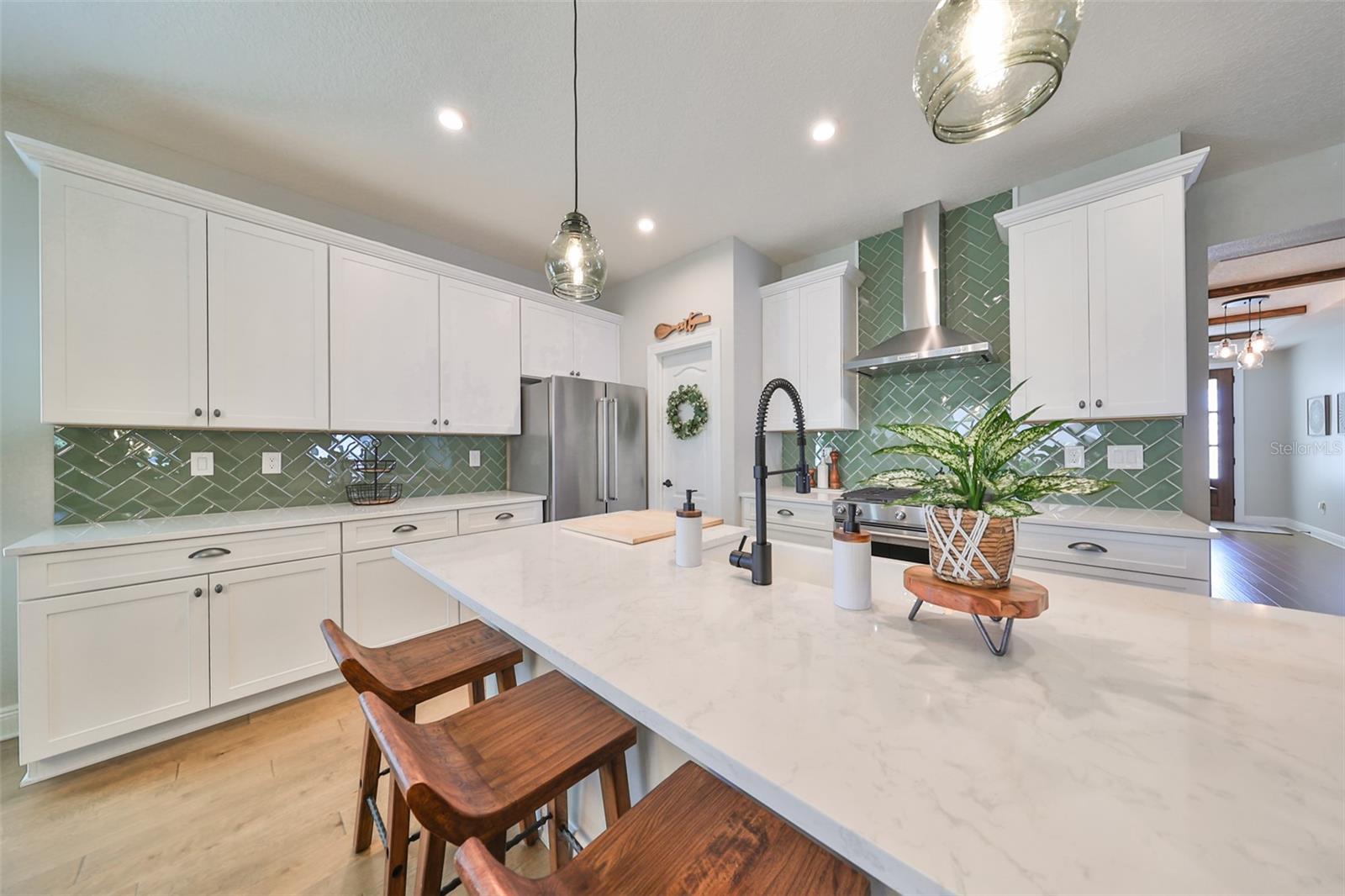 7124 ESTERO CT, APOLLO BEACH, FL, 33572