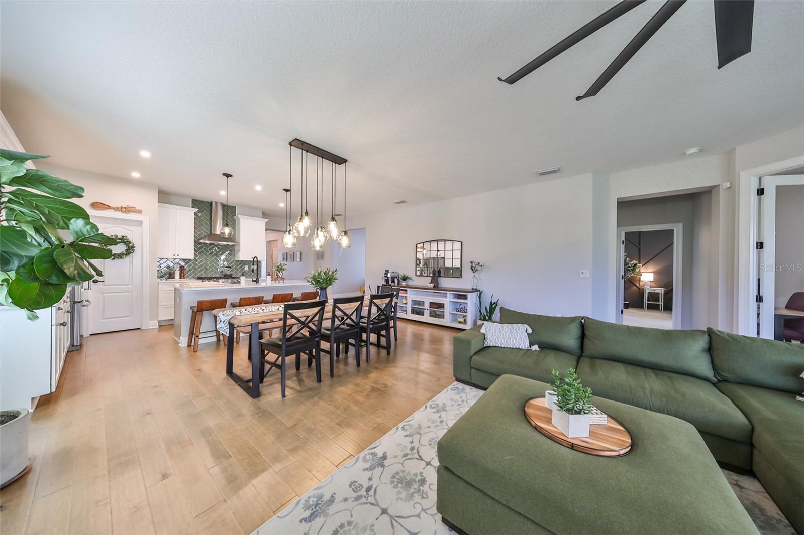 7124 ESTERO CT, APOLLO BEACH, FL, 33572