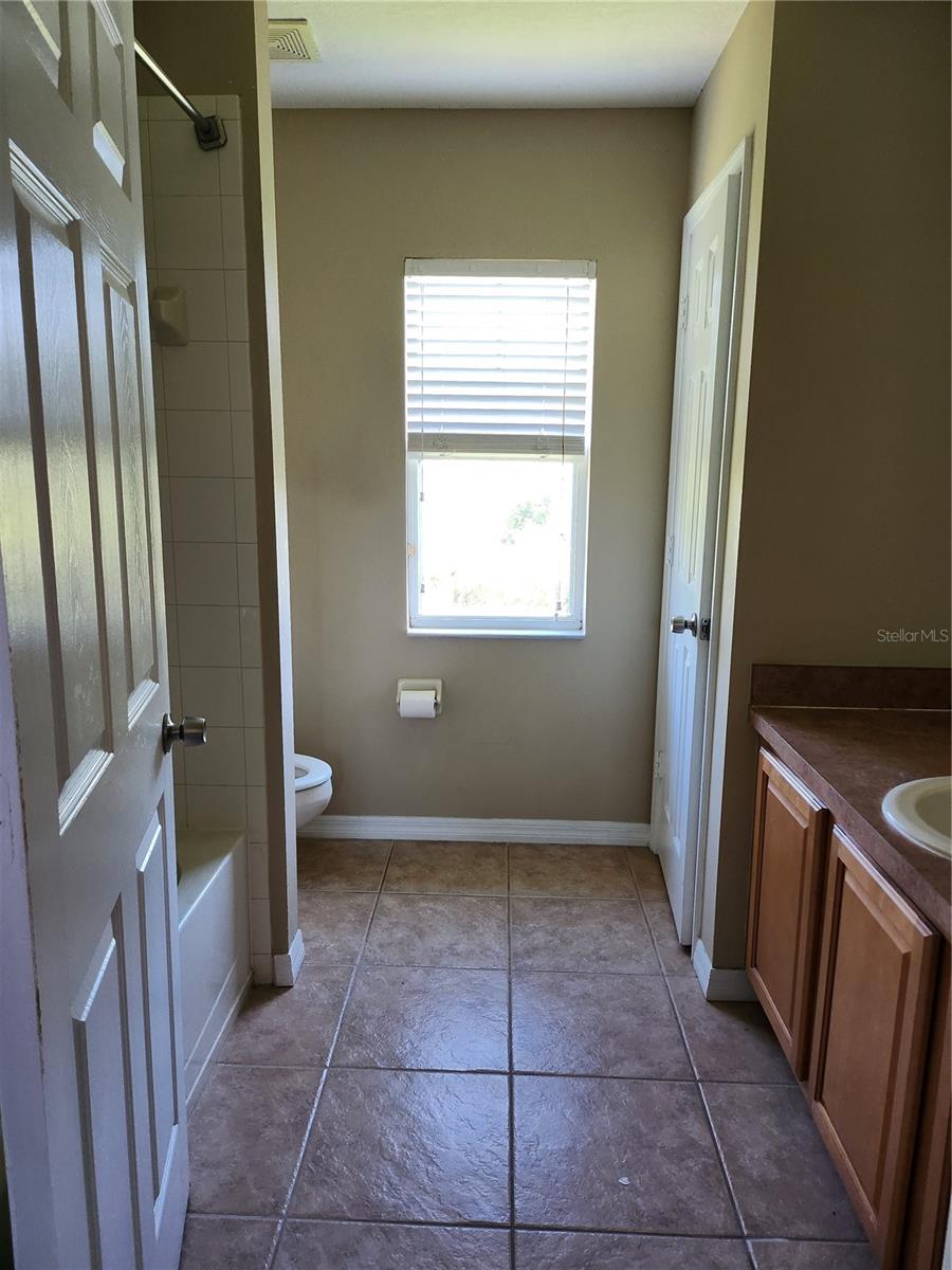 8514 BROKEN WILLOW CT, TAMPA, FL, 33647