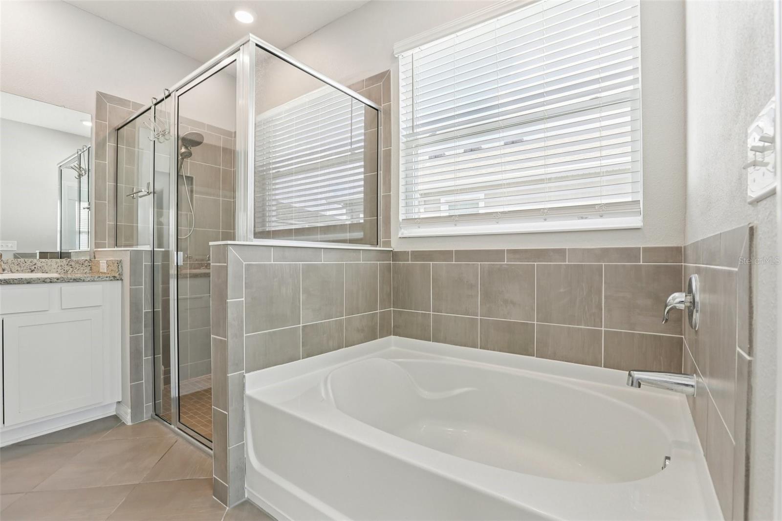 12512 BRICK COBBLESTONE DR, RIVERVIEW, FL, 33579