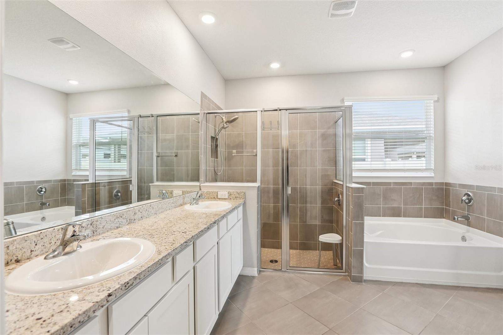 12512 BRICK COBBLESTONE DR, RIVERVIEW, FL, 33579