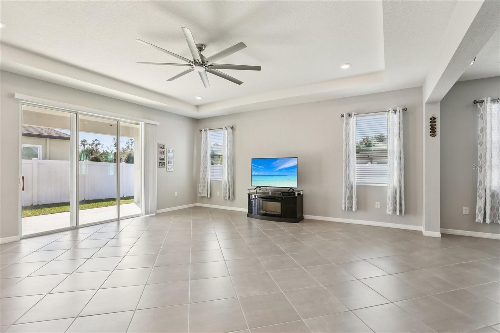 12512 BRICK COBBLESTONE DR, RIVERVIEW, FL, 33579