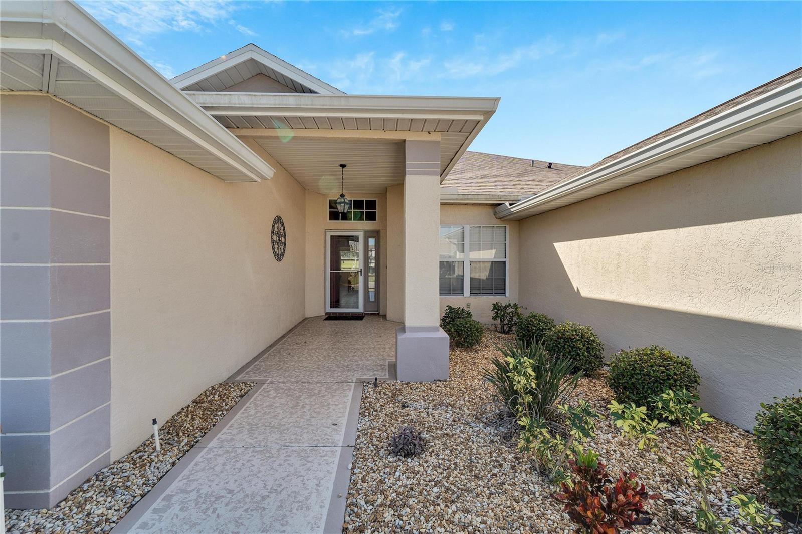 334 CALOOSA PALMS CT, SUN CITY CENTER, FL, 33573