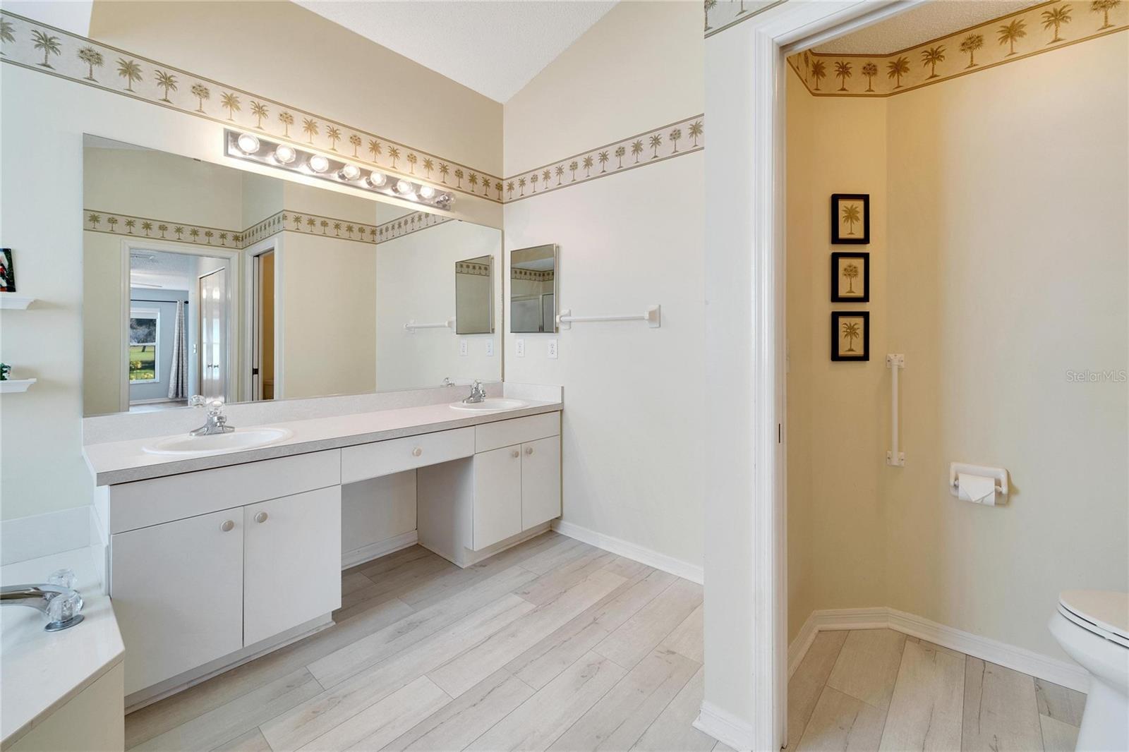 334 CALOOSA PALMS CT, SUN CITY CENTER, FL, 33573