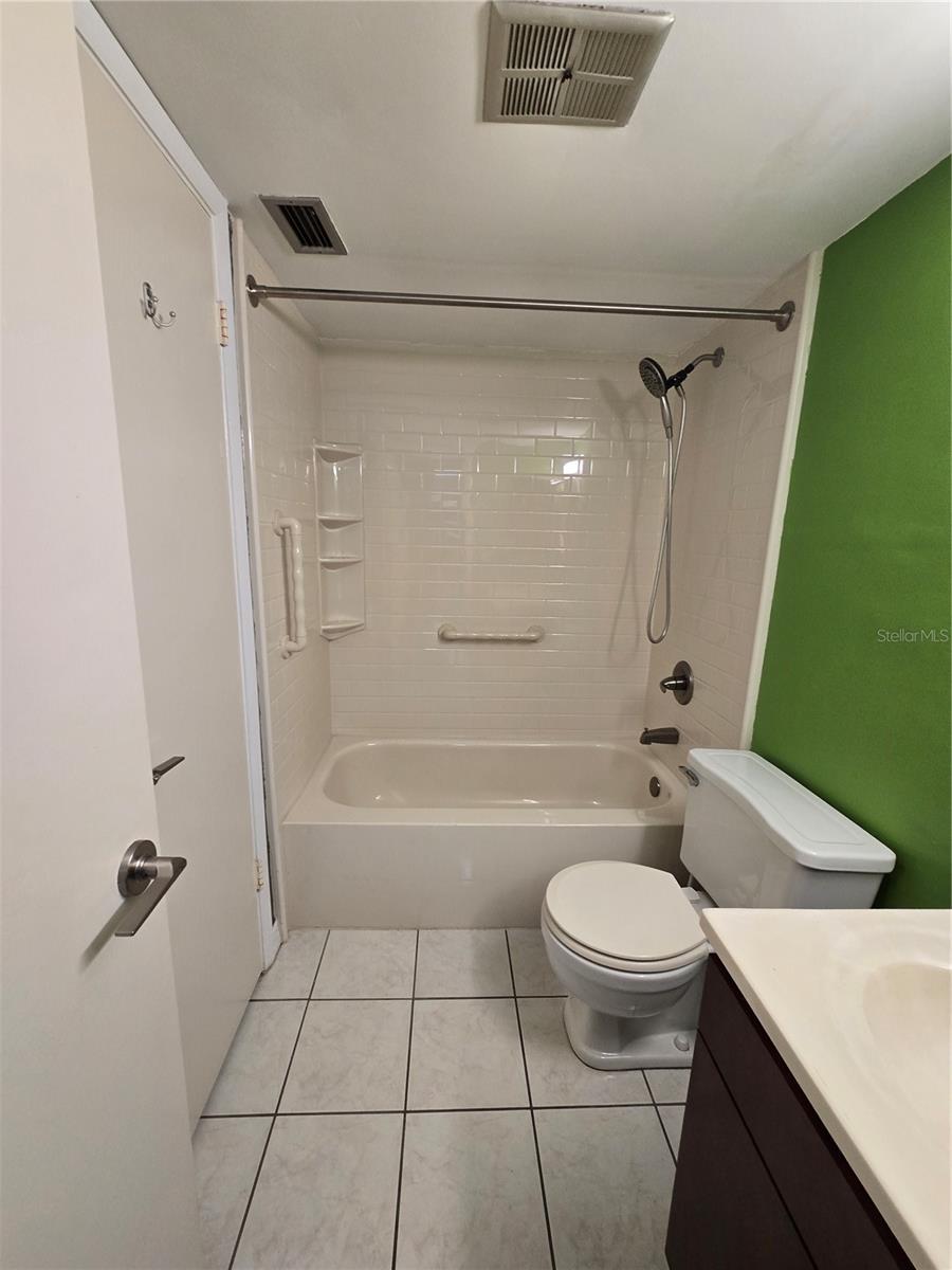 8632 TAHOE CT #7, TAMPA, FL, 33614