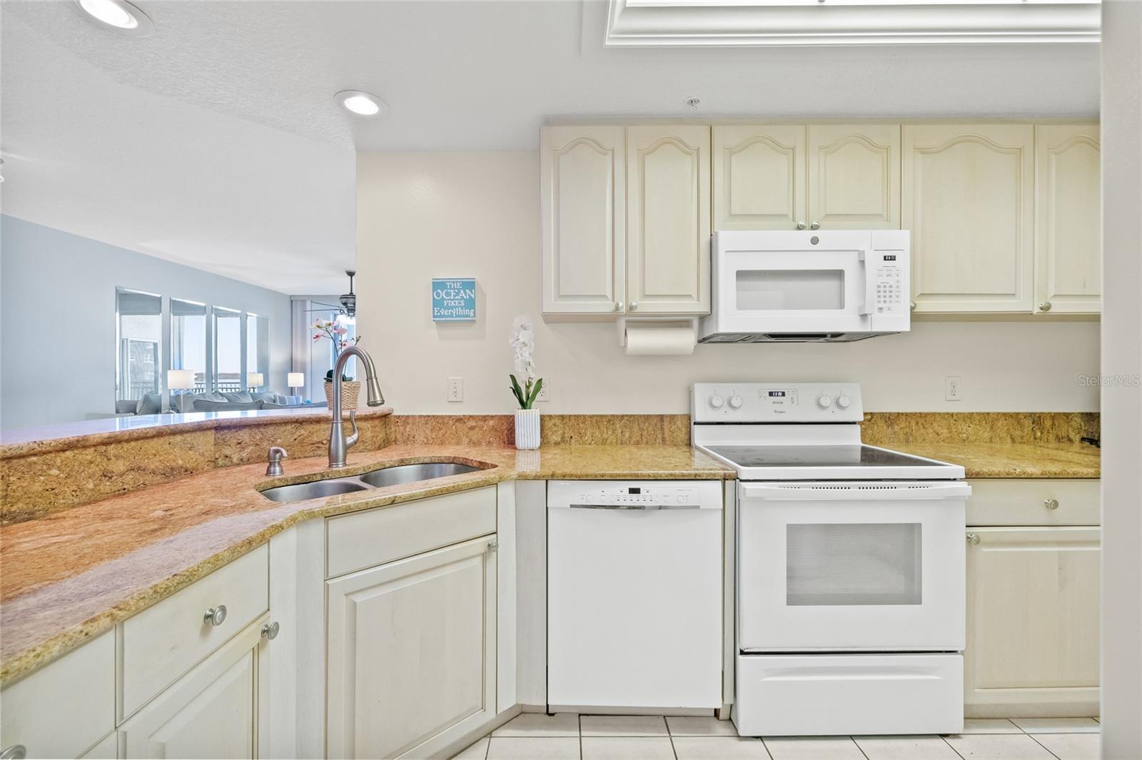 399 150TH AVE #A203, MADEIRA BEACH, FL, 33708