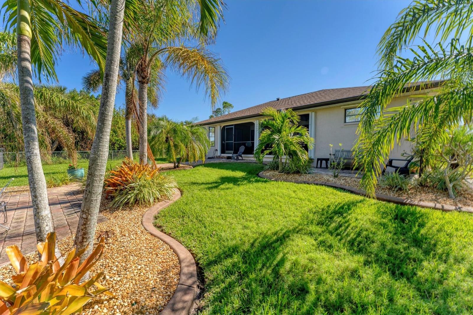 18686 ARAPAHOE CIR, PORT CHARLOTTE, FL, 33948