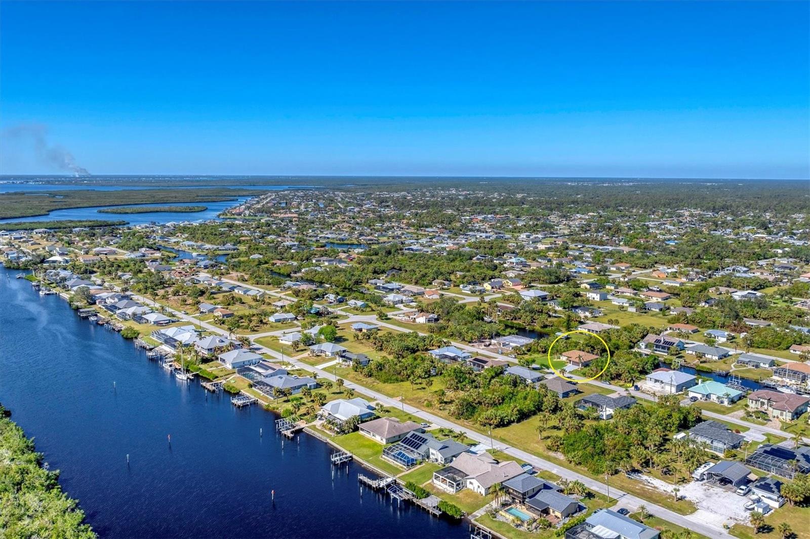 18686 ARAPAHOE CIR, PORT CHARLOTTE, FL, 33948