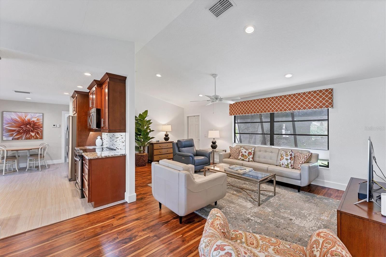 18686 ARAPAHOE CIR, PORT CHARLOTTE, FL, 33948