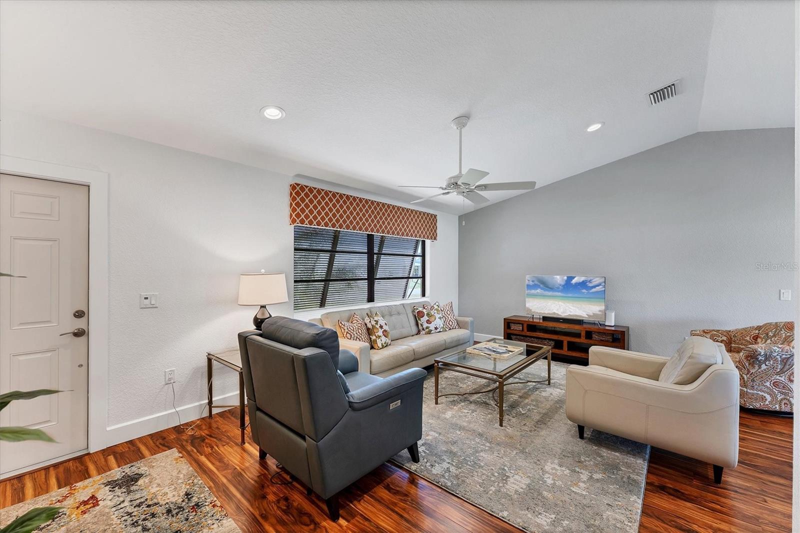 18686 ARAPAHOE CIR, PORT CHARLOTTE, FL, 33948