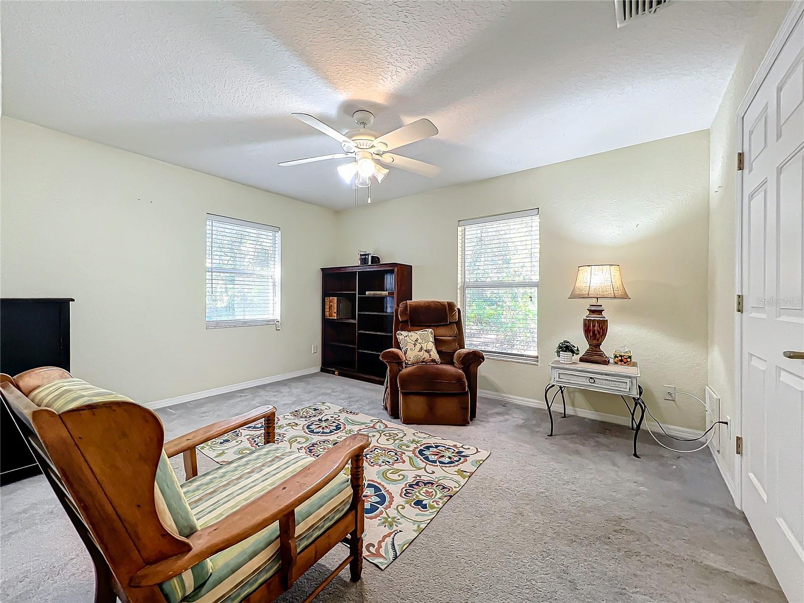 1415 E 9TH AVE, MOUNT DORA, FL, 32757