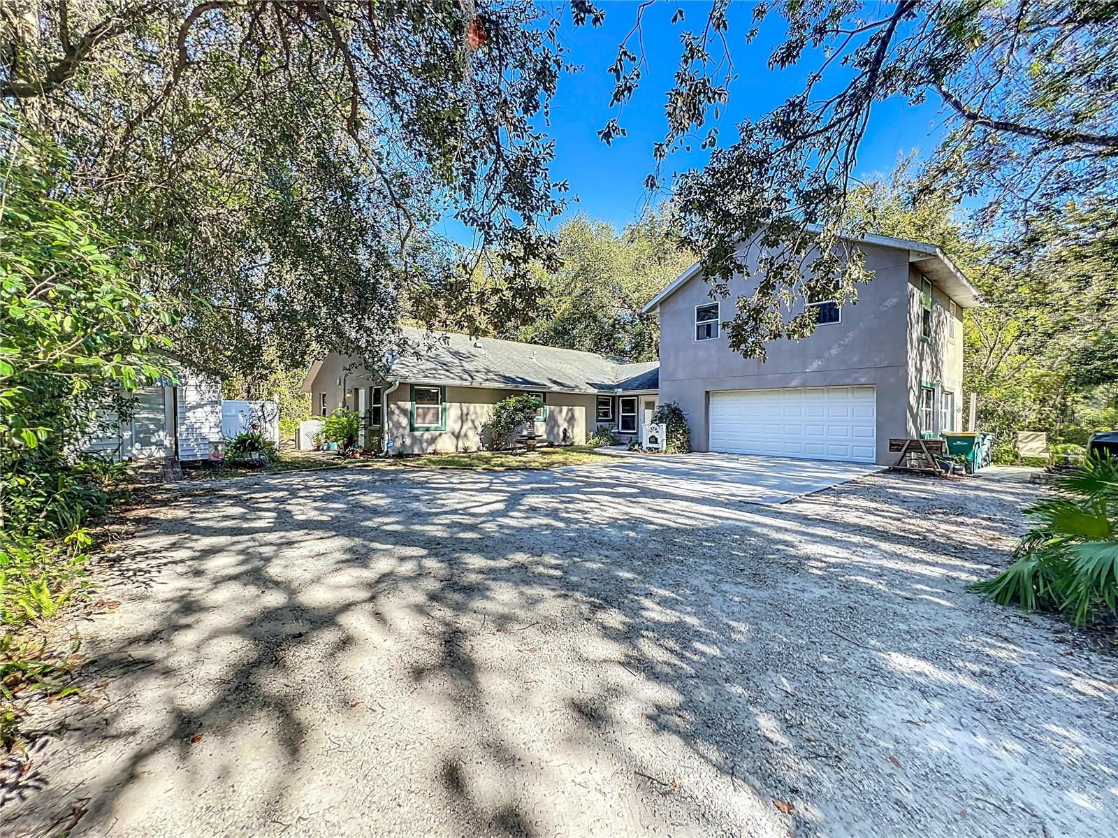 1415 E 9TH AVE, MOUNT DORA, FL, 32757