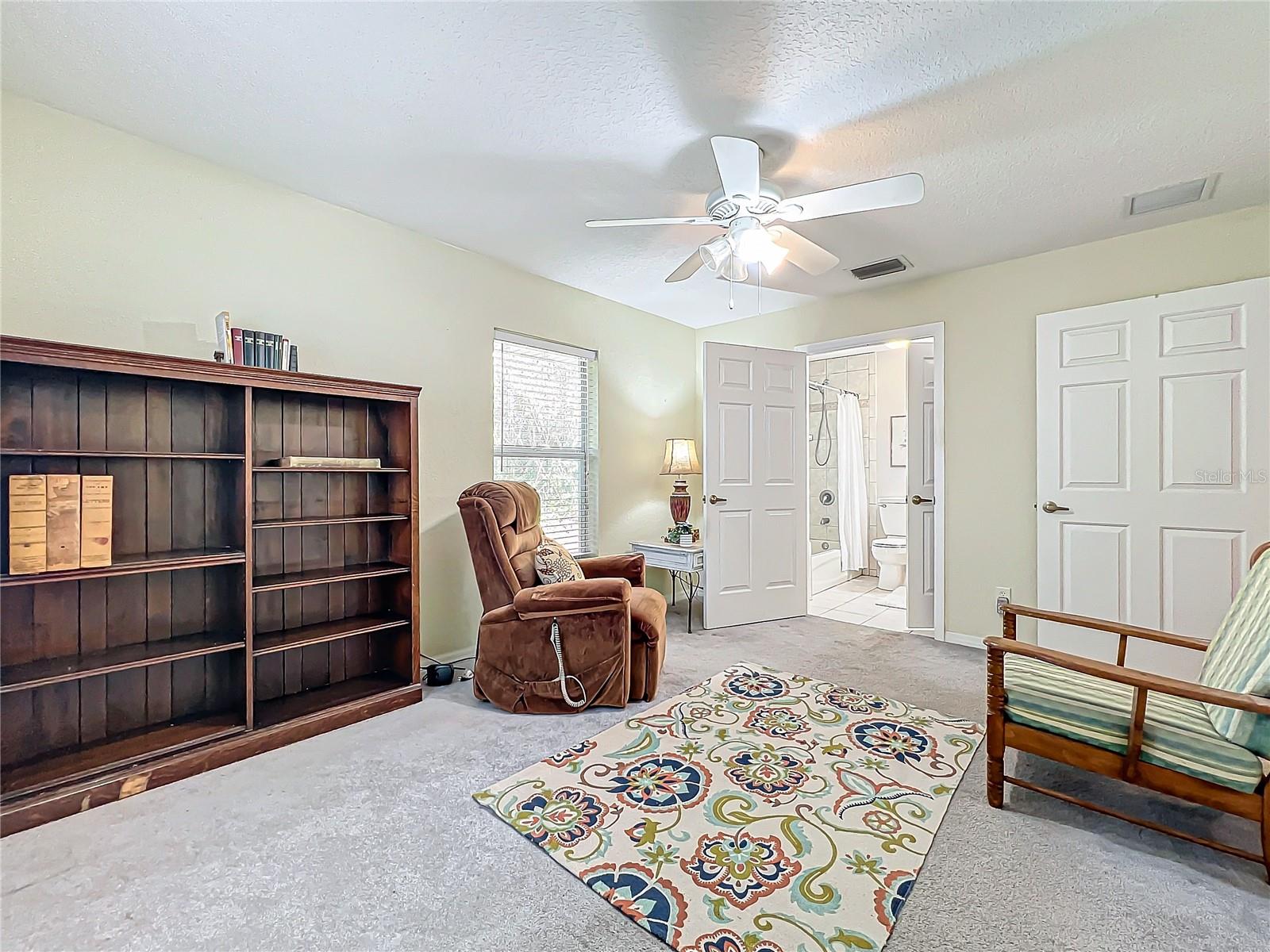 1415 E 9TH AVE, MOUNT DORA, FL, 32757