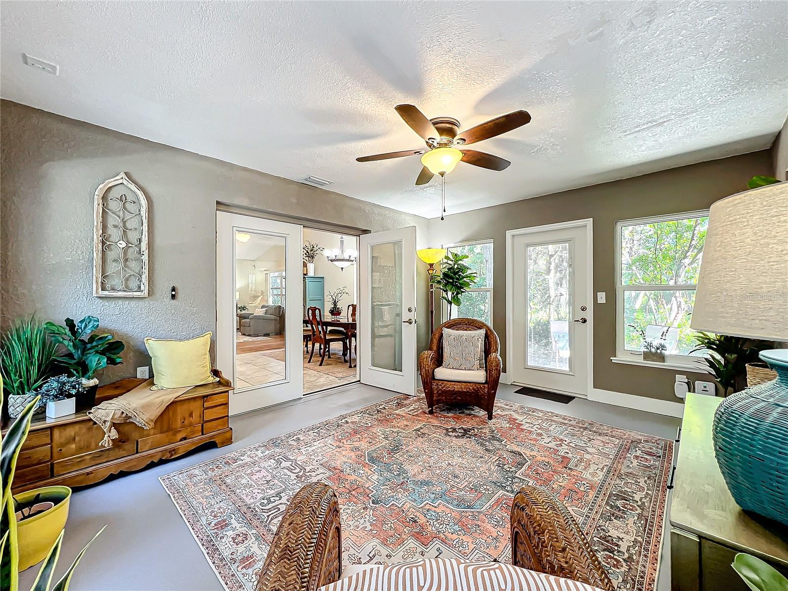 1415 E 9TH AVE, MOUNT DORA, FL, 32757