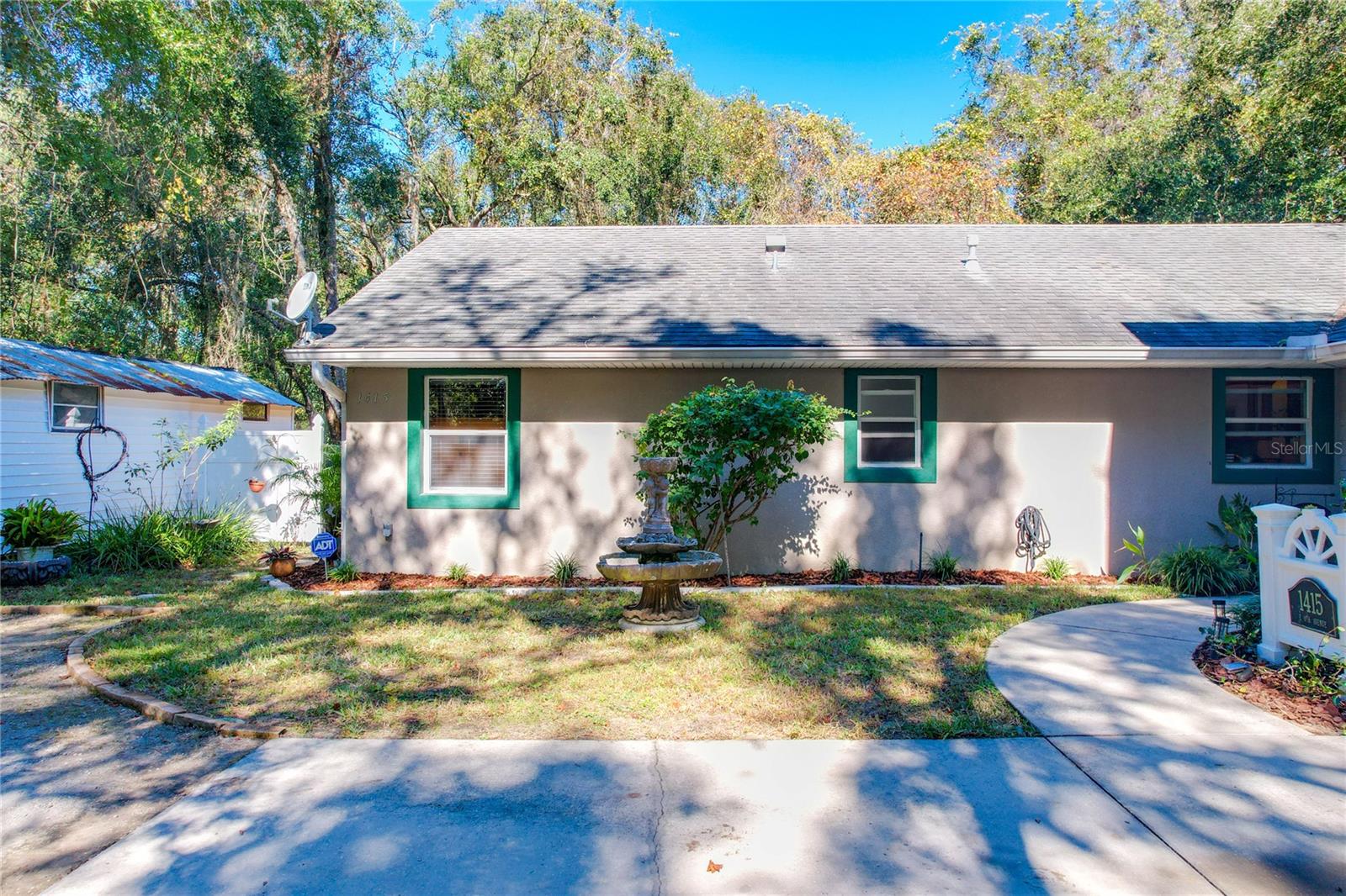 1415 E 9TH AVE, MOUNT DORA, FL, 32757