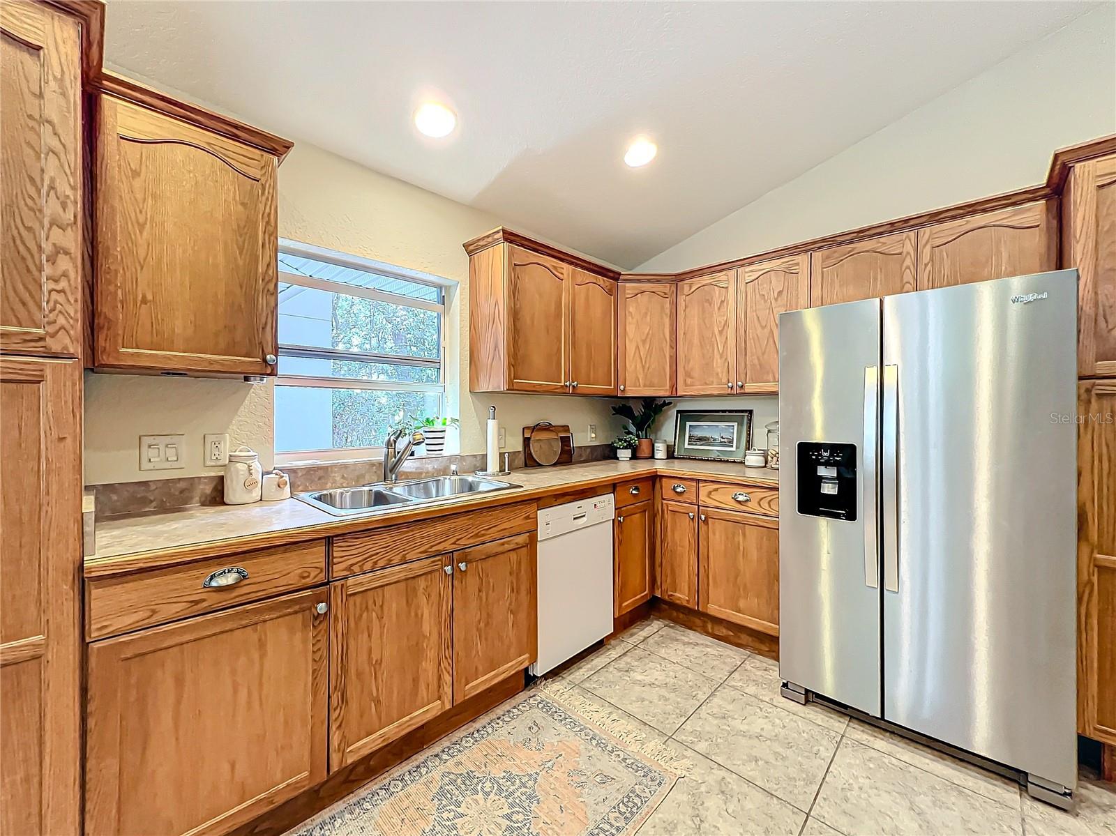 1415 E 9TH AVE, MOUNT DORA, FL, 32757