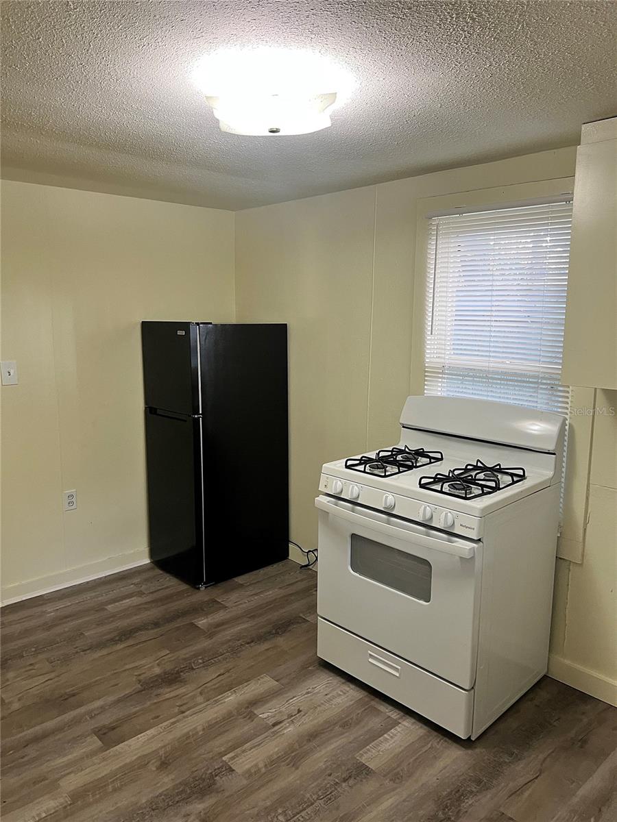 33946 COUNTY ROAD 437, SORRENTO, FL, 32776