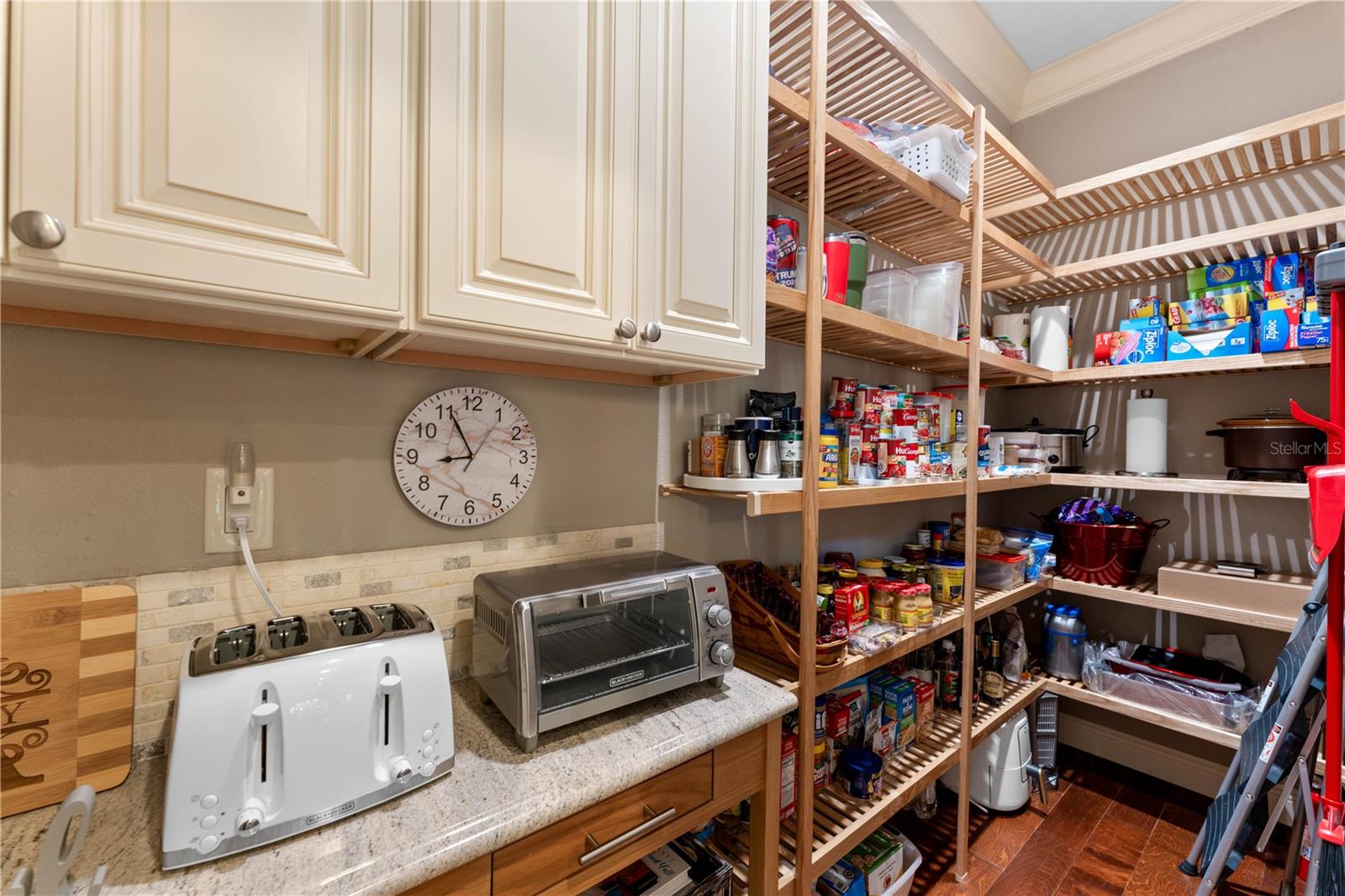 6128 EVENING RAY DR, BROOKSVILLE, FL, 34601