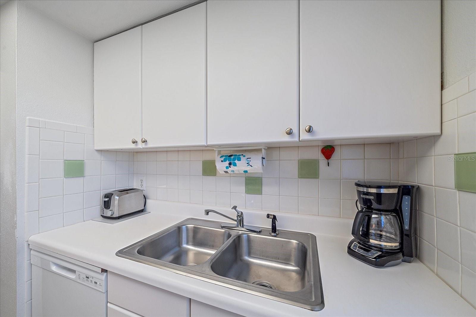 711 BEACH RD #208, SARASOTA, FL, 34242