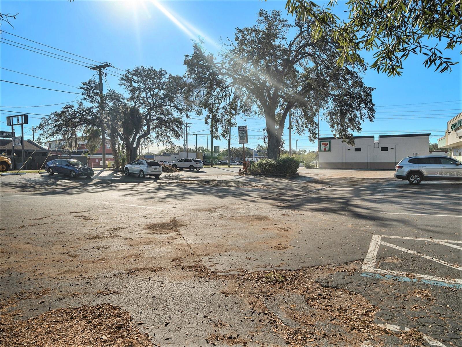 116 N KINGS AVE, BRANDON, FL, 33510